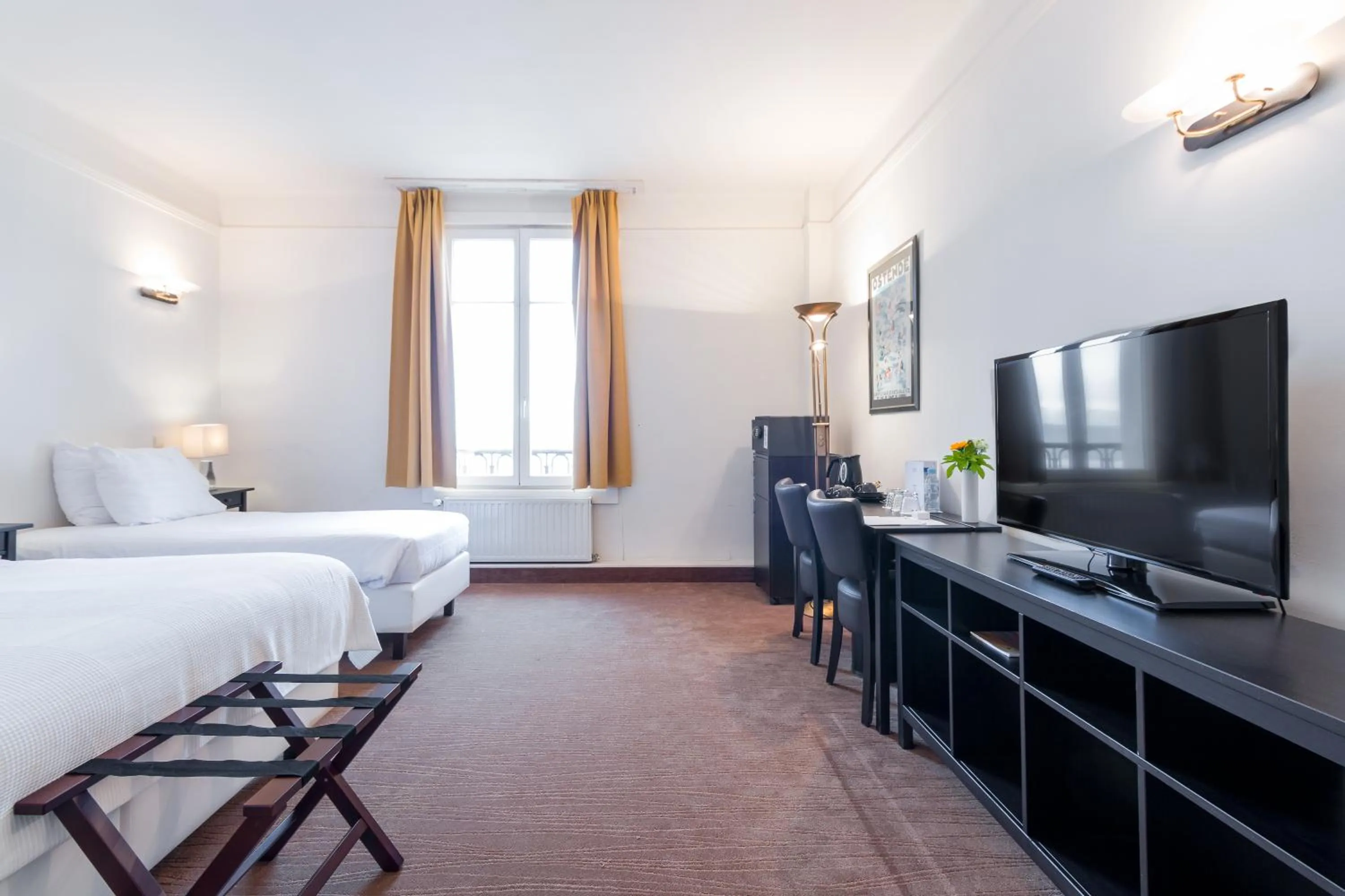 Day, Bed in Thermae Palace