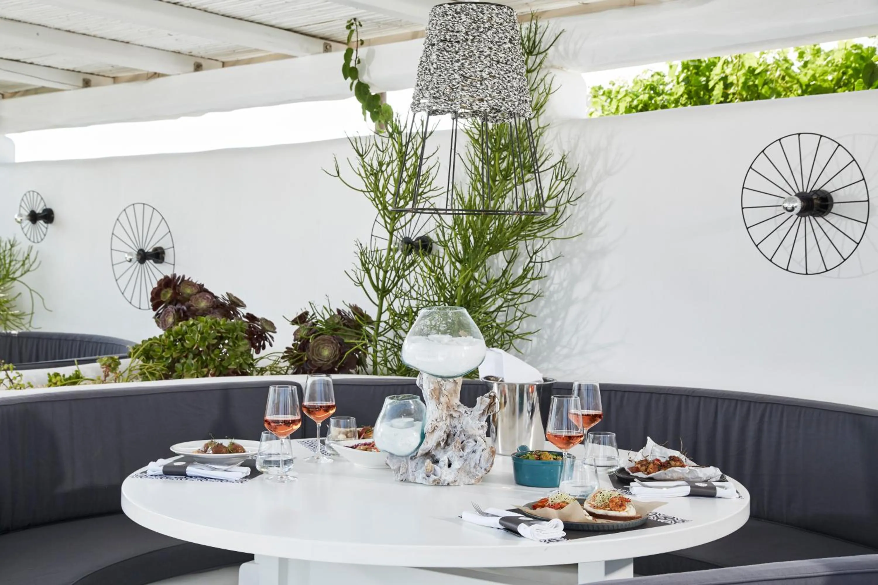 Restaurant/places to eat in White Dunes Luxury Boutique Hotel