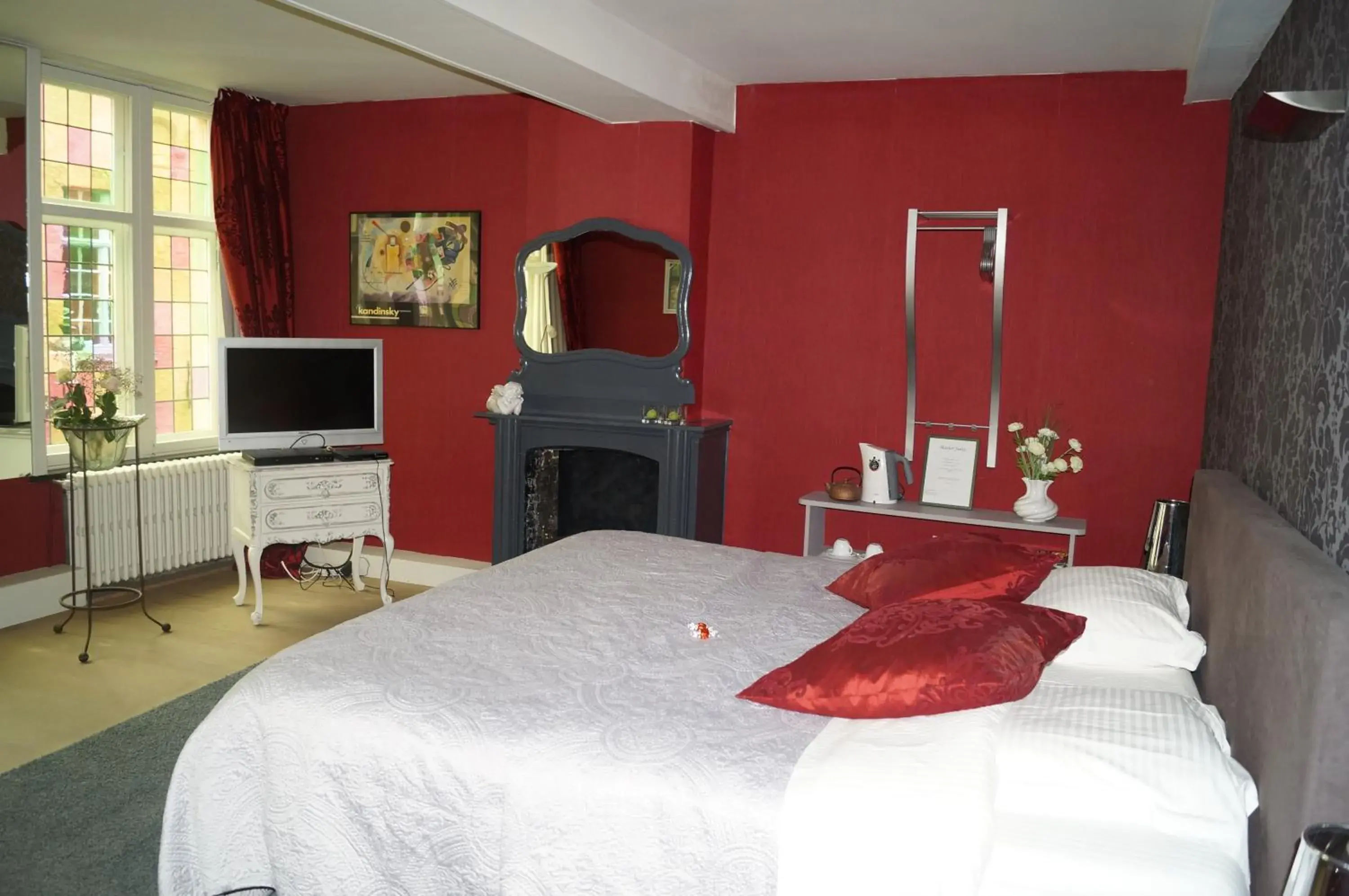 Suite in B&B Next Door Suite in B&B Next Door