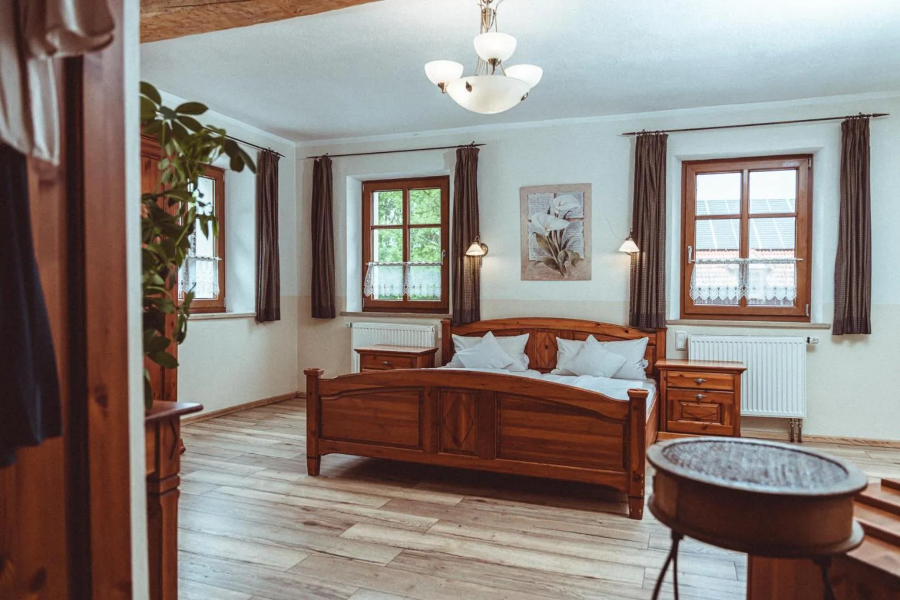 Bed in Landhotel Kahrmühle