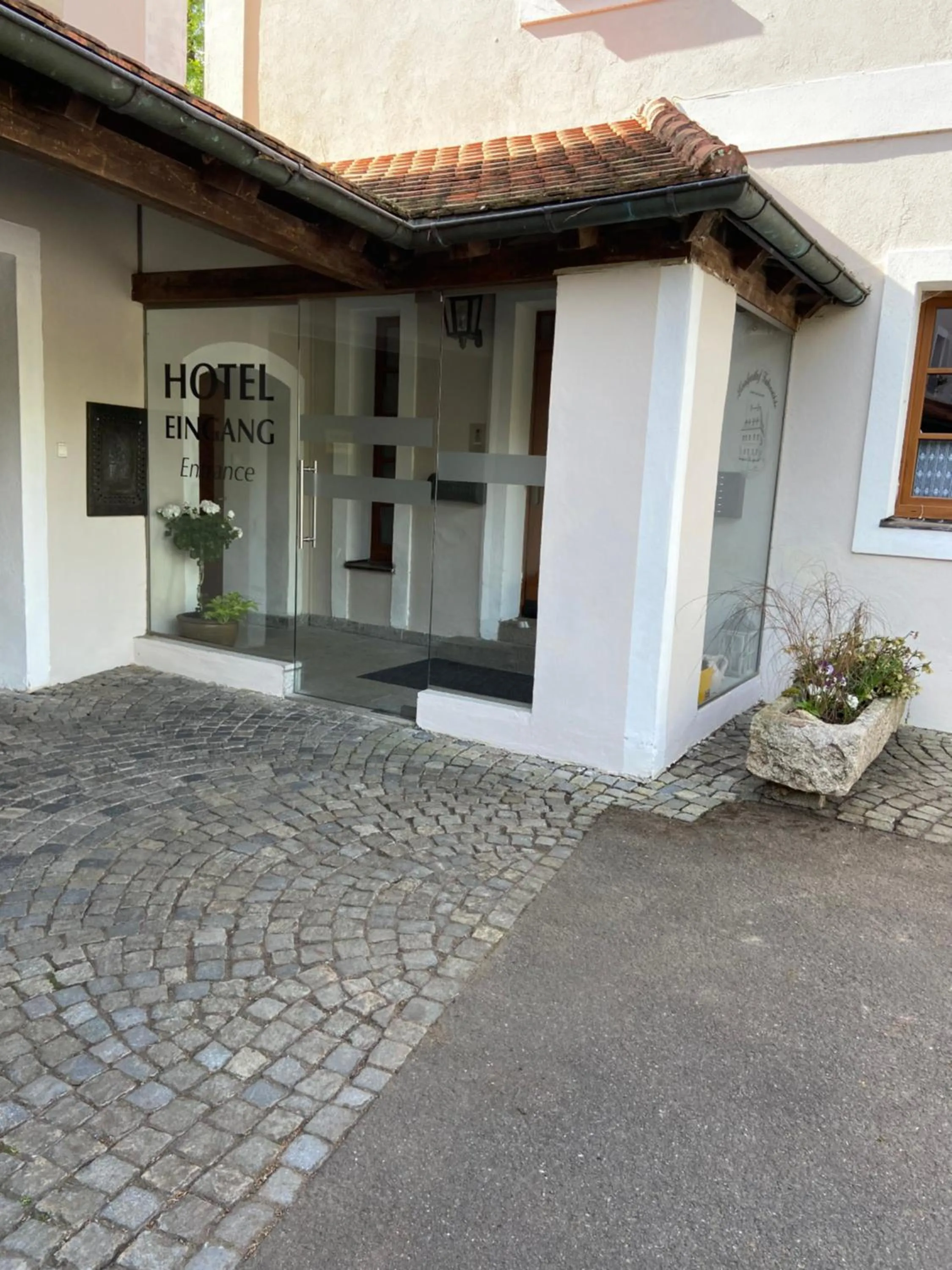 Facade/entrance in Landhotel Kahrmühle