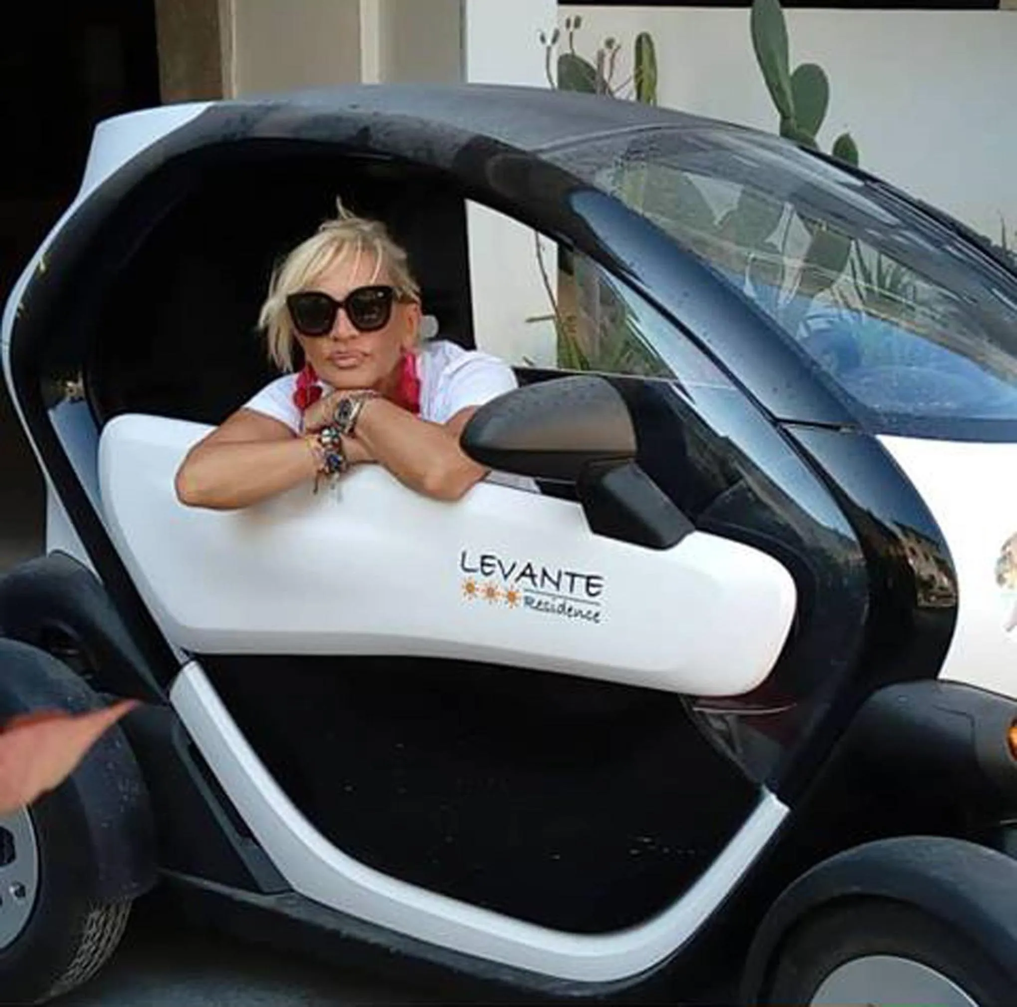 Entertainment in Levante Residence