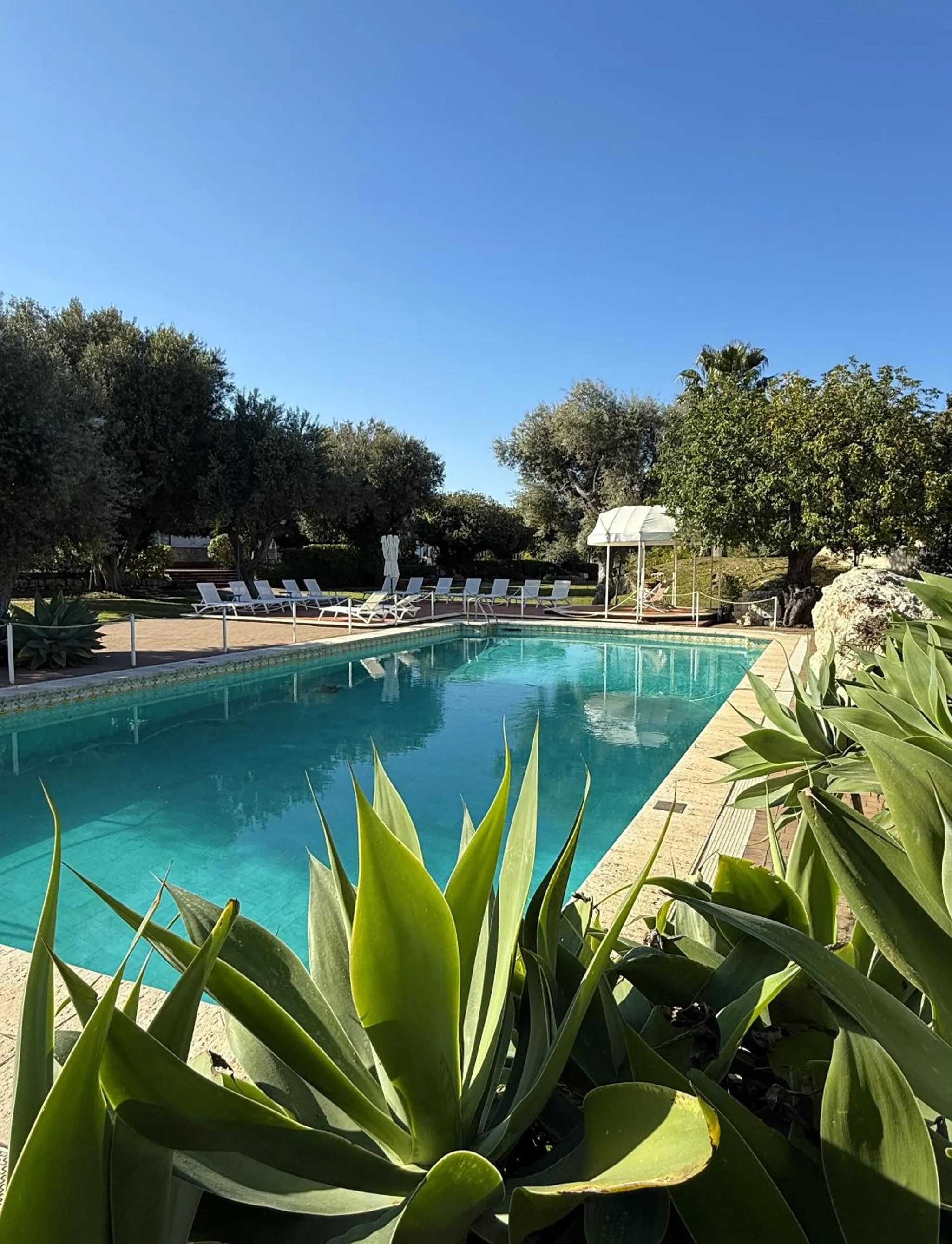 Isola Charm B&B - Pool & Nature Stay