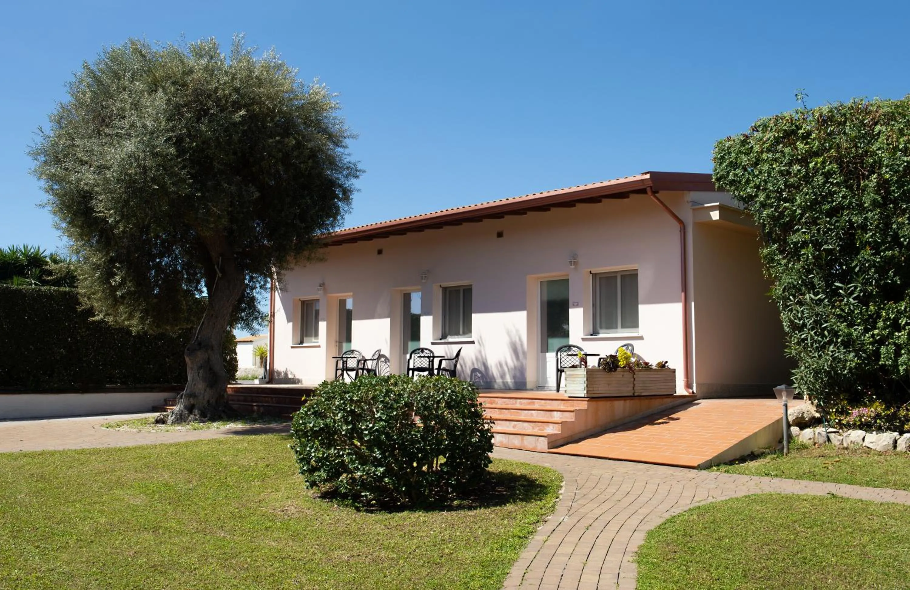 Property building in Isola Charm B&B - Pool & Nature Stay