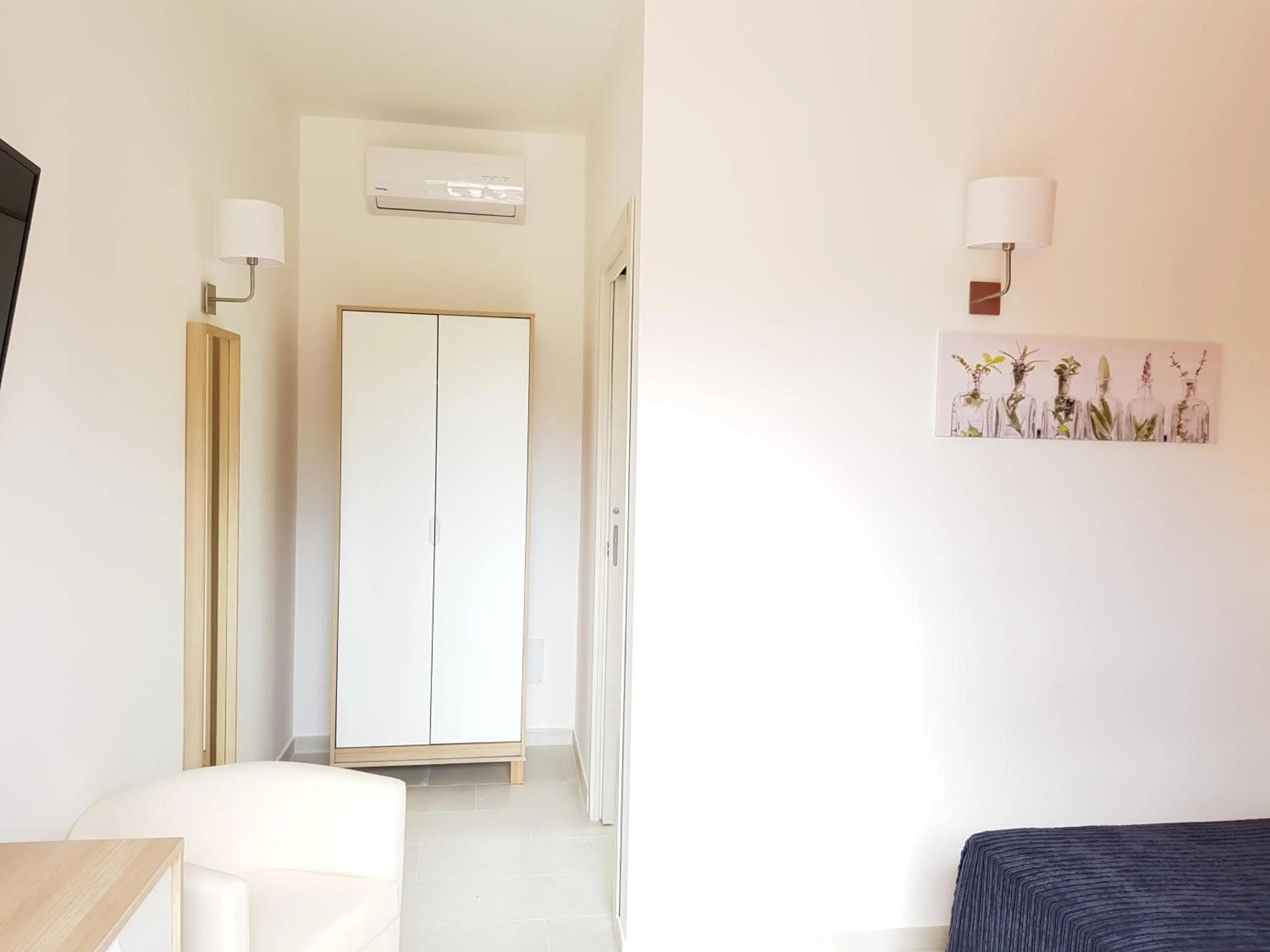 Living room in Isola Charm B&B - Pool & Nature Stay