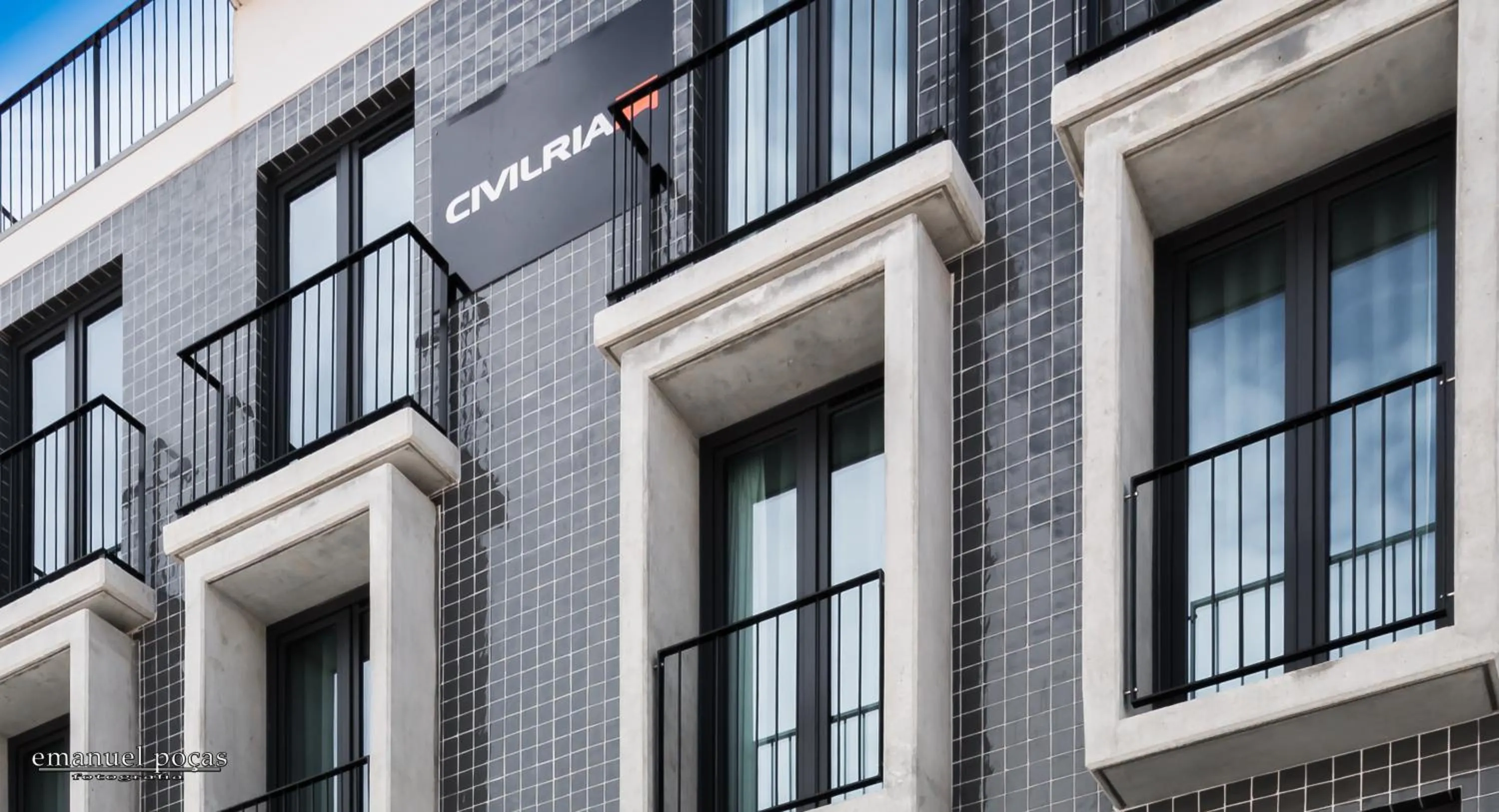 Property building in Innapartments - São Gonçalinho