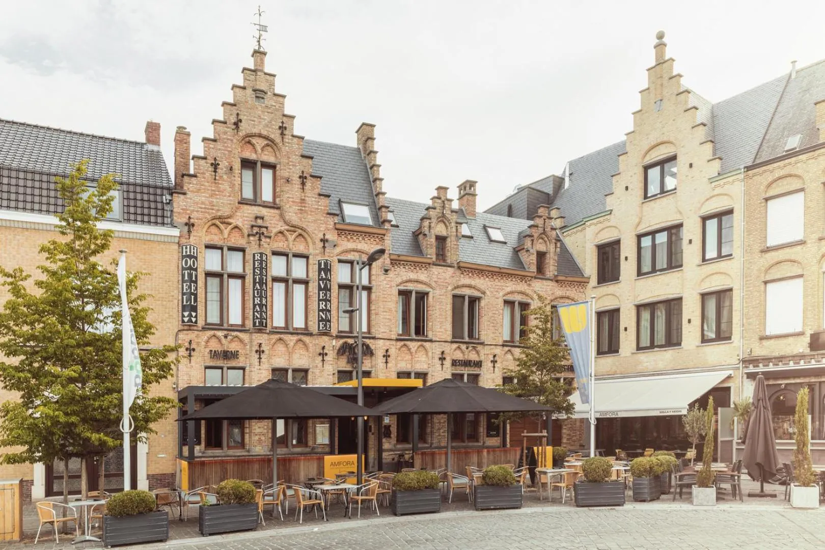 Property building in Hotel Amfora