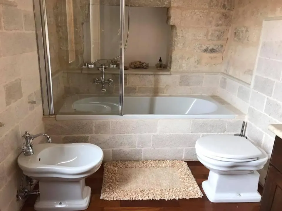 Shower, Bathroom in Mar