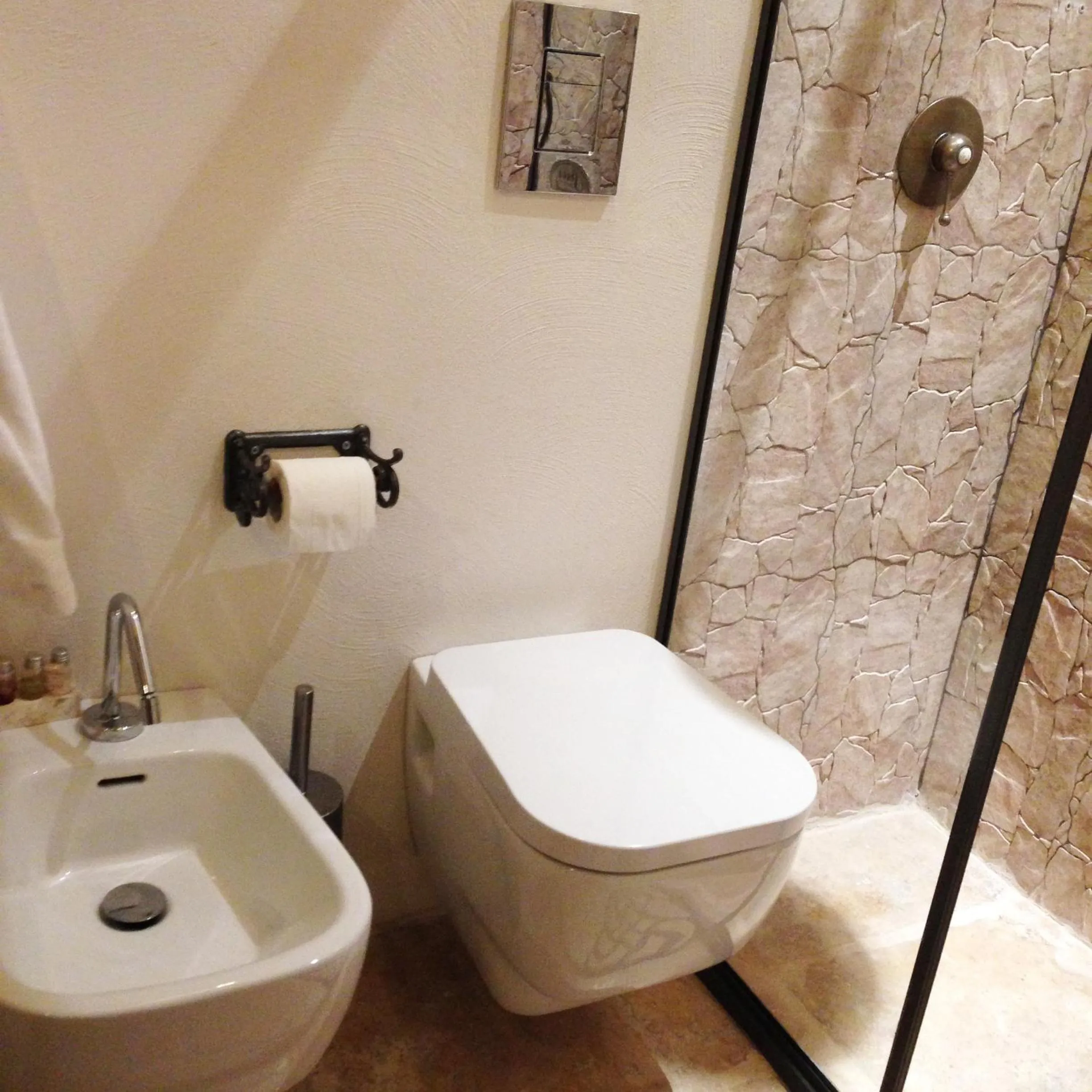 Shower, Bathroom in Mar