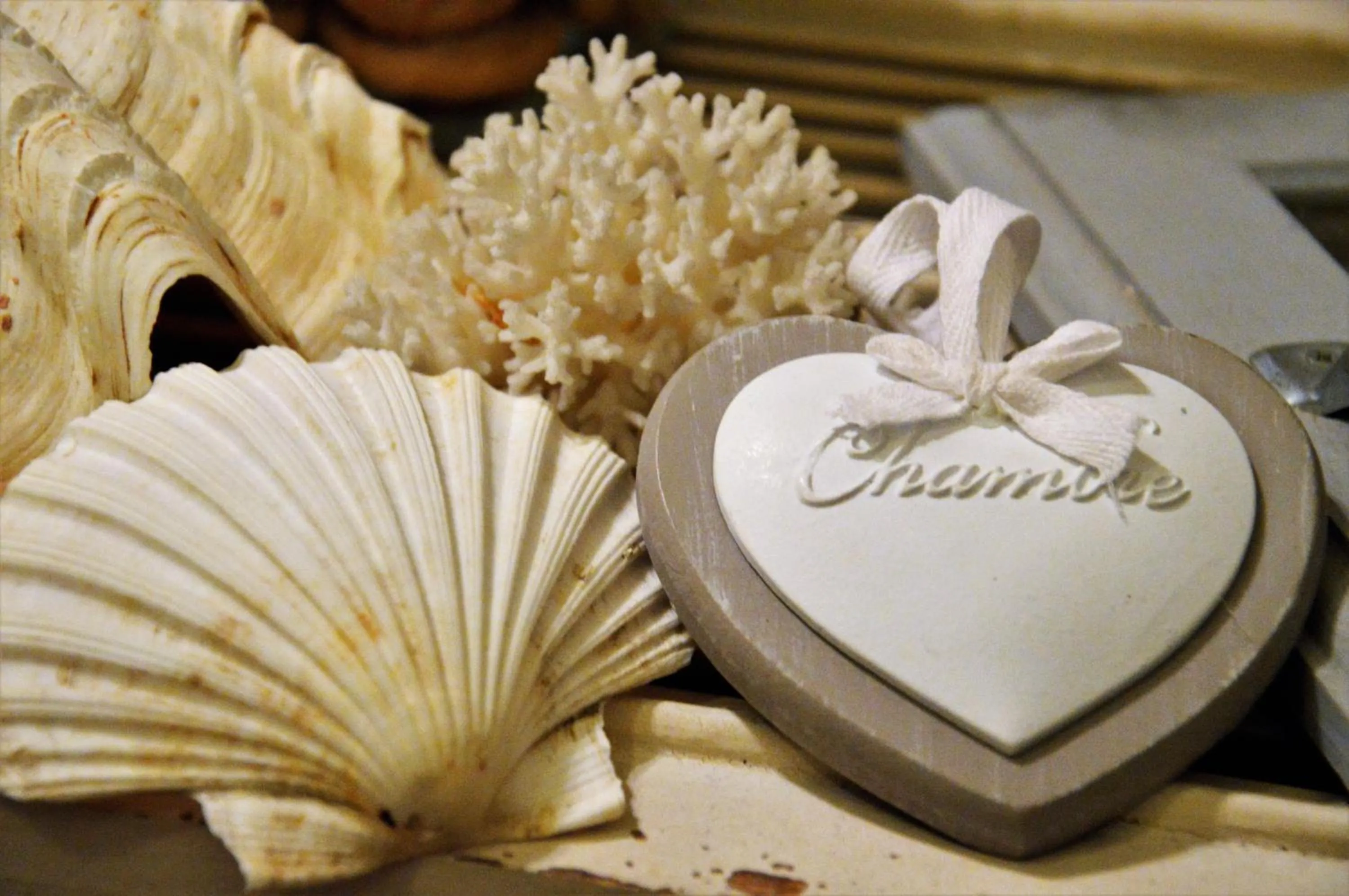 Property logo or sign in Mar