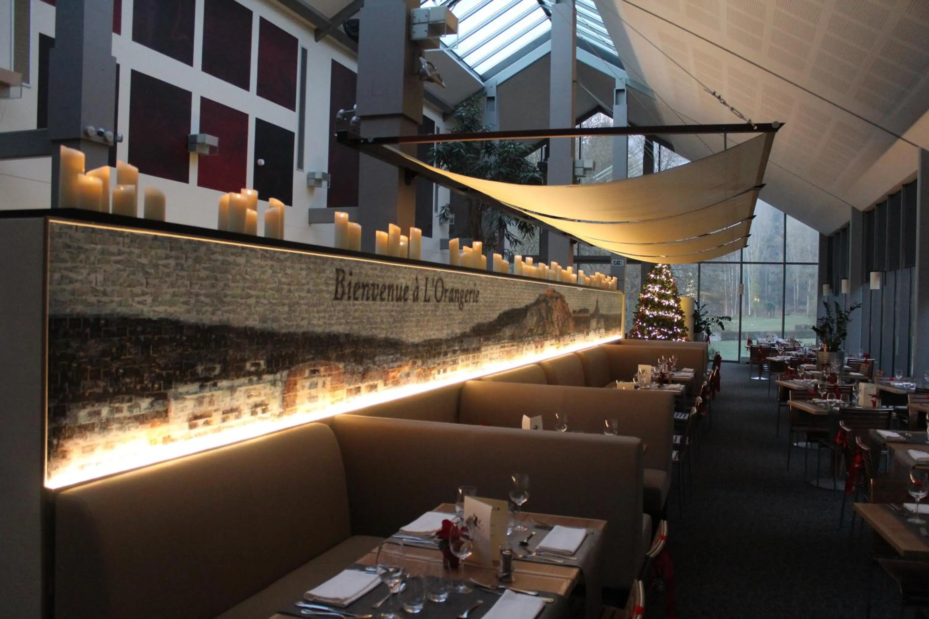 Restaurant/places to eat in Castel de Pont-a-Lesse