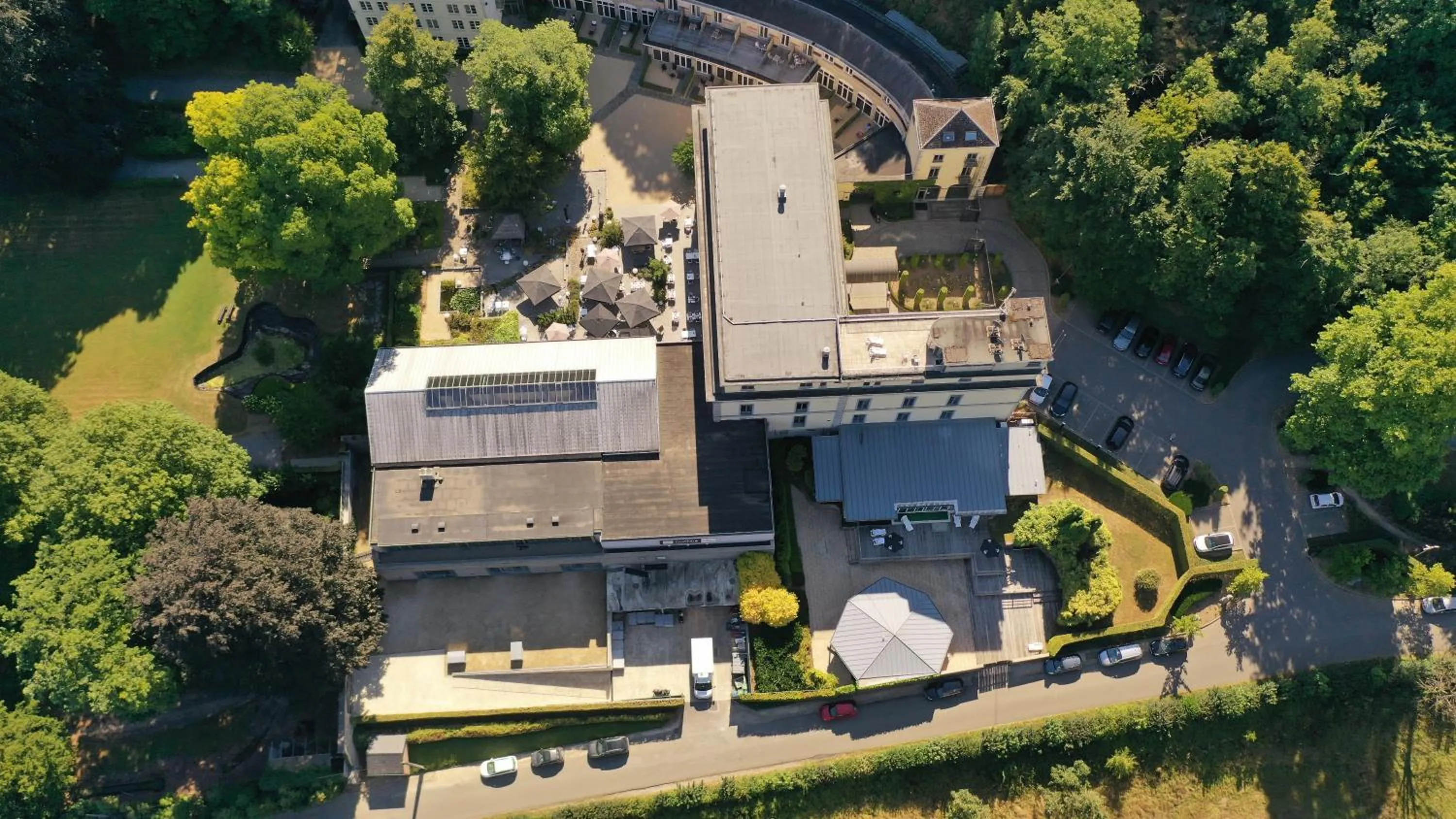 Property building in Castel de Pont-a-Lesse