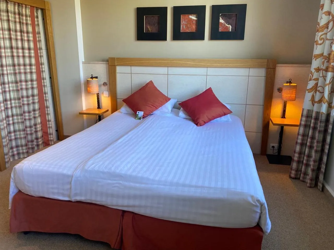 Bedroom, Bed in Castel de Pont-a-Lesse