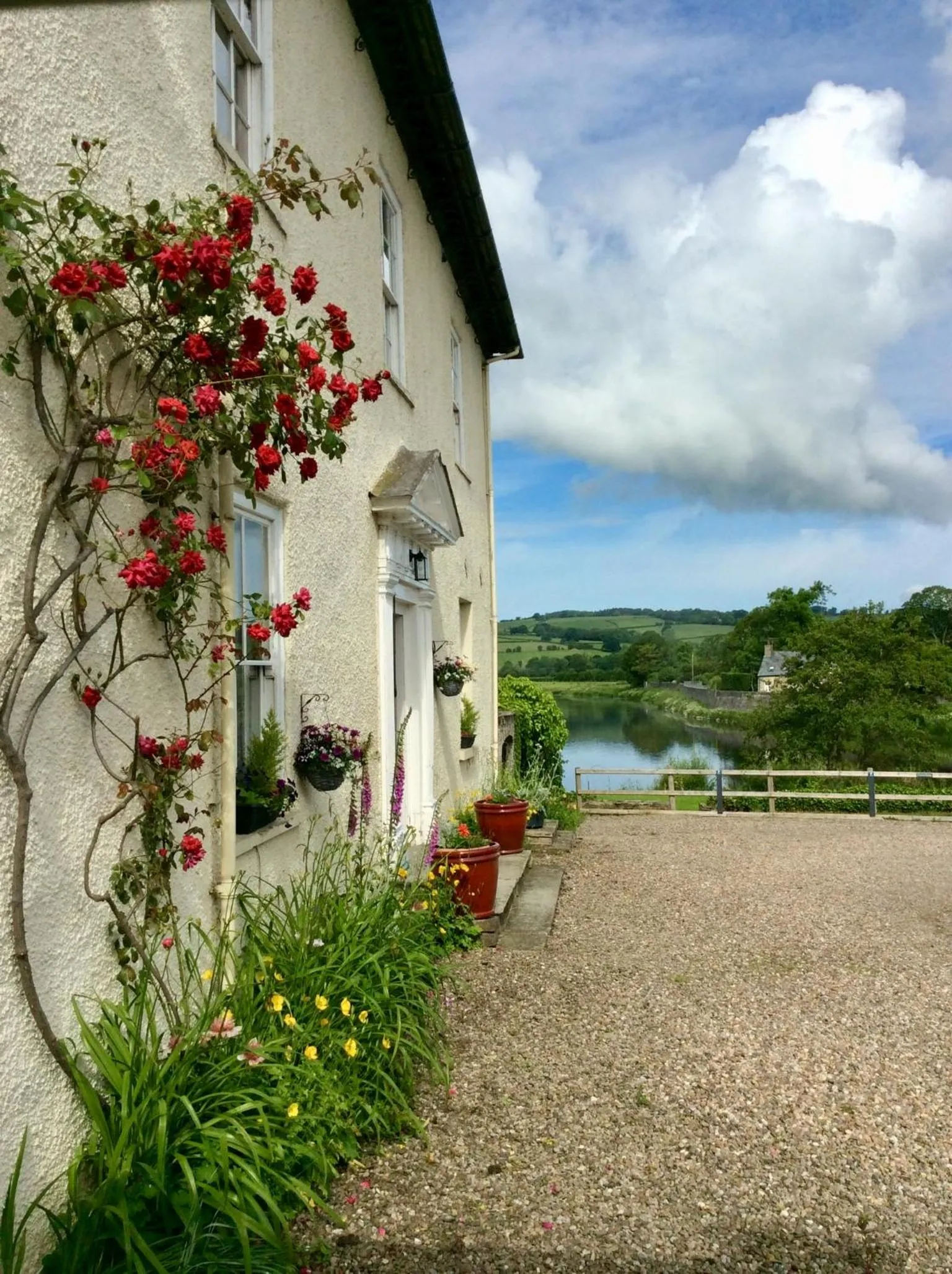 Facade/entrance in Aberllynfi Riverside Guest House
