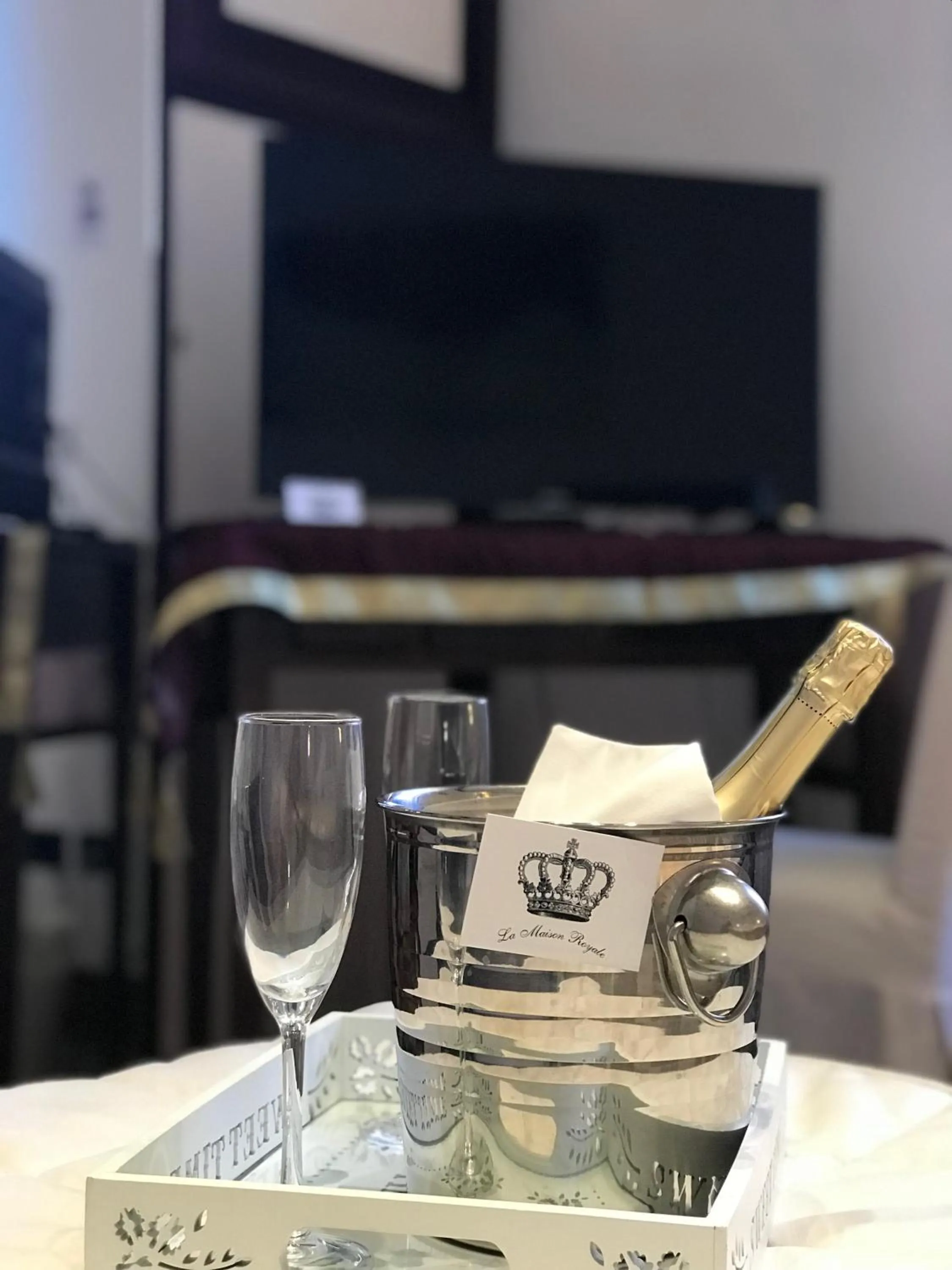 Bedroom in La Maison Royale Bed & Breakfast