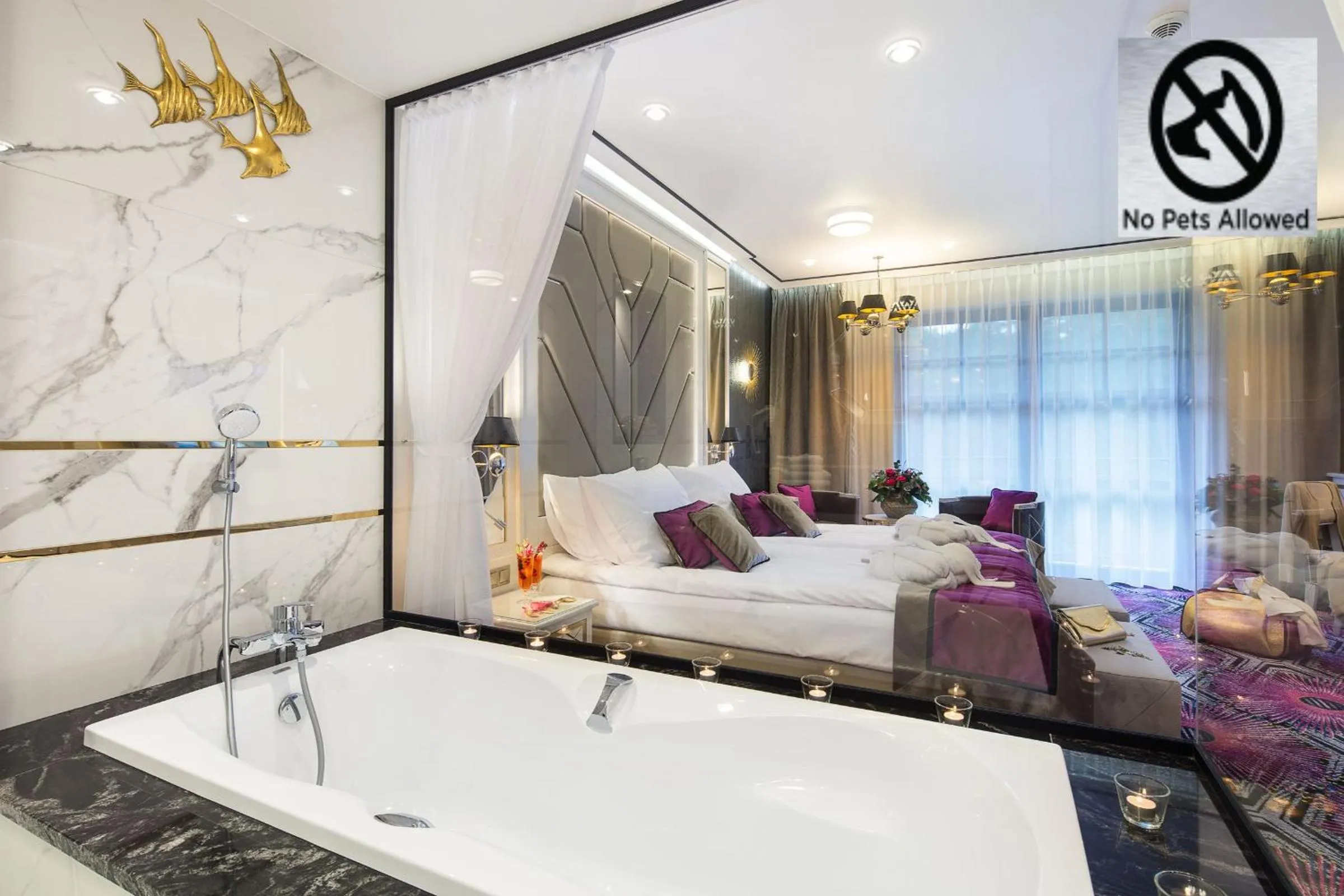 Bathroom, Bed in Hotel Royal Baltic 4* Luxury Boutique