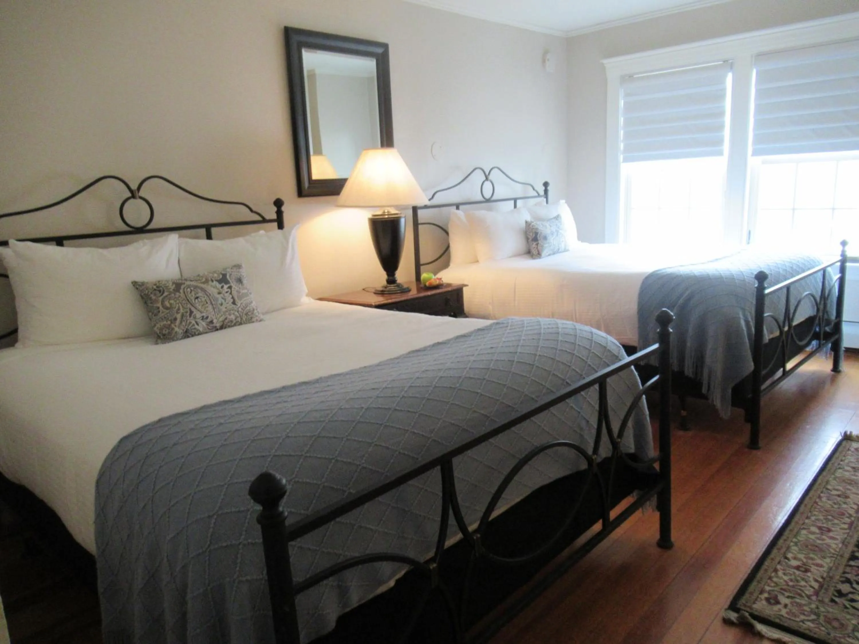 Bed in The White House Inn