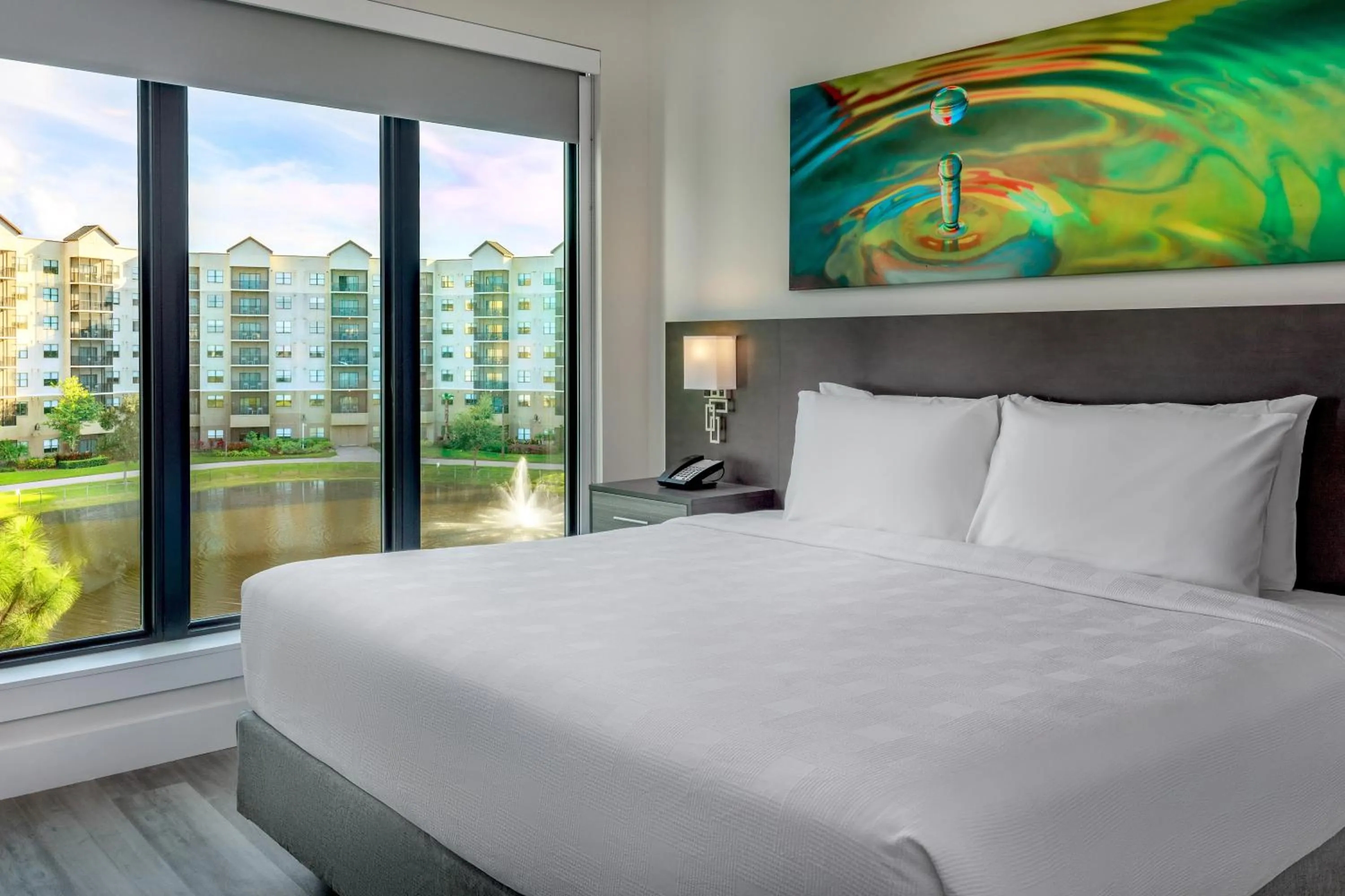 Bedroom, Bed in The Grove Resort & Water Park Orlando