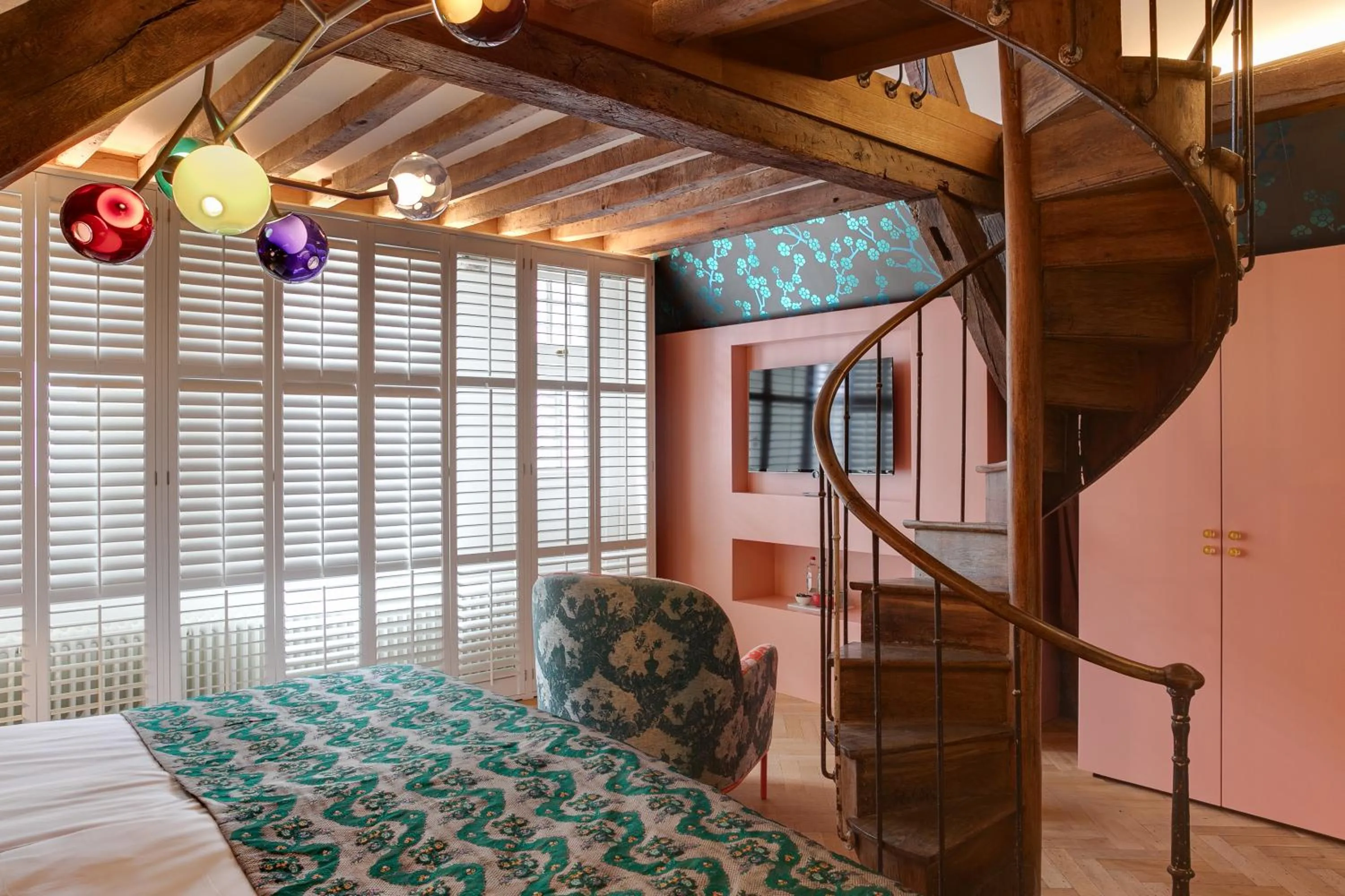 Bed in Hotel De Witte Lelie -Small Luxury Hotels of the World