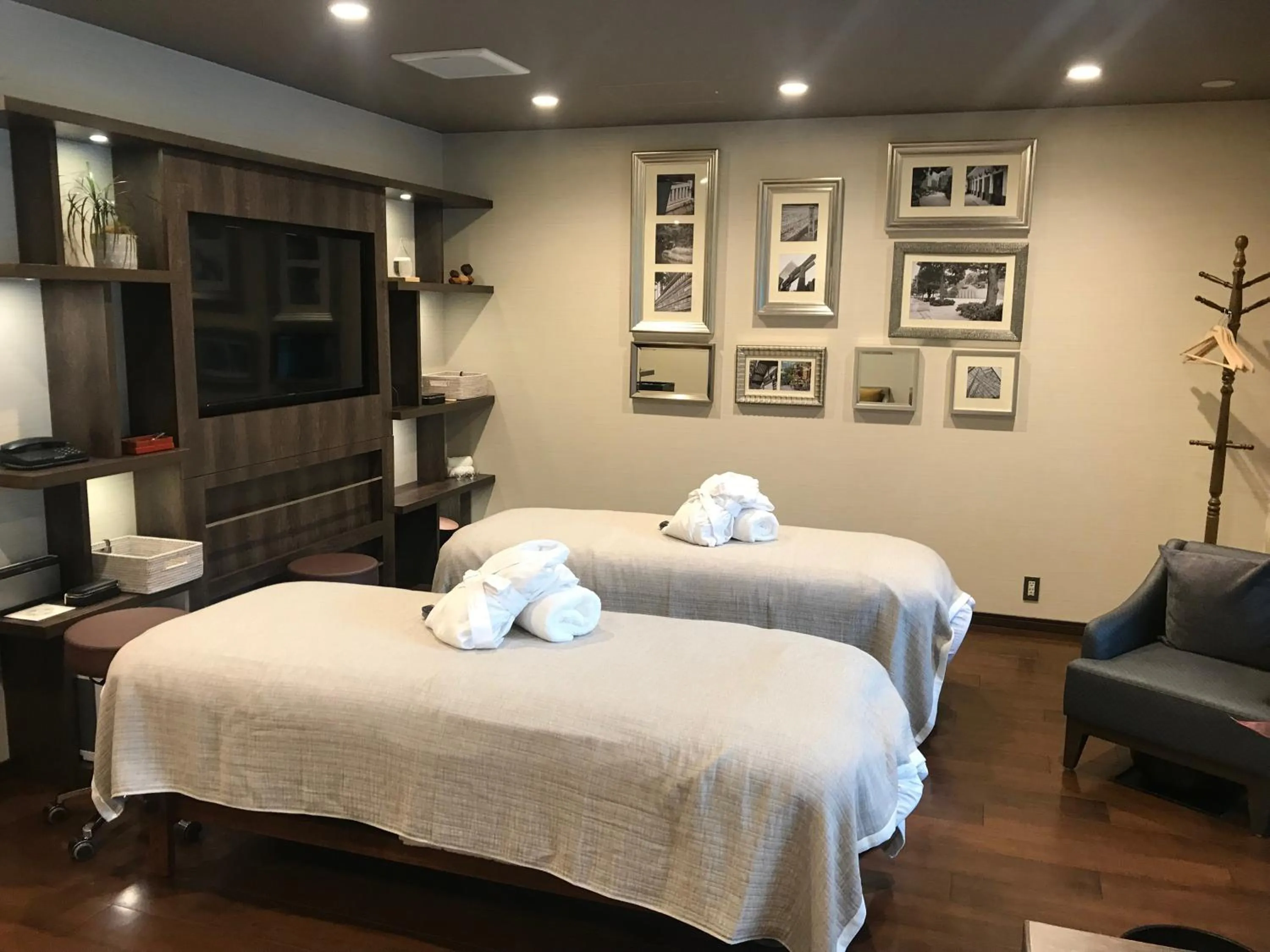 Massage, Bed in Hotel Mystays Premier Akasaka