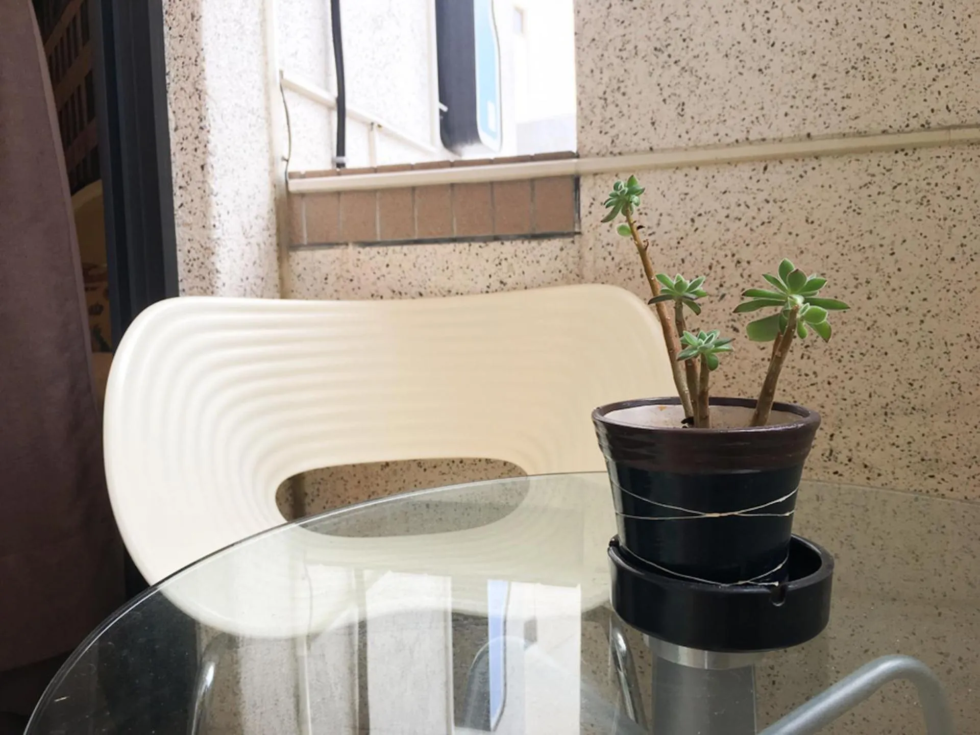 Balcony/Terrace in INg Hostel