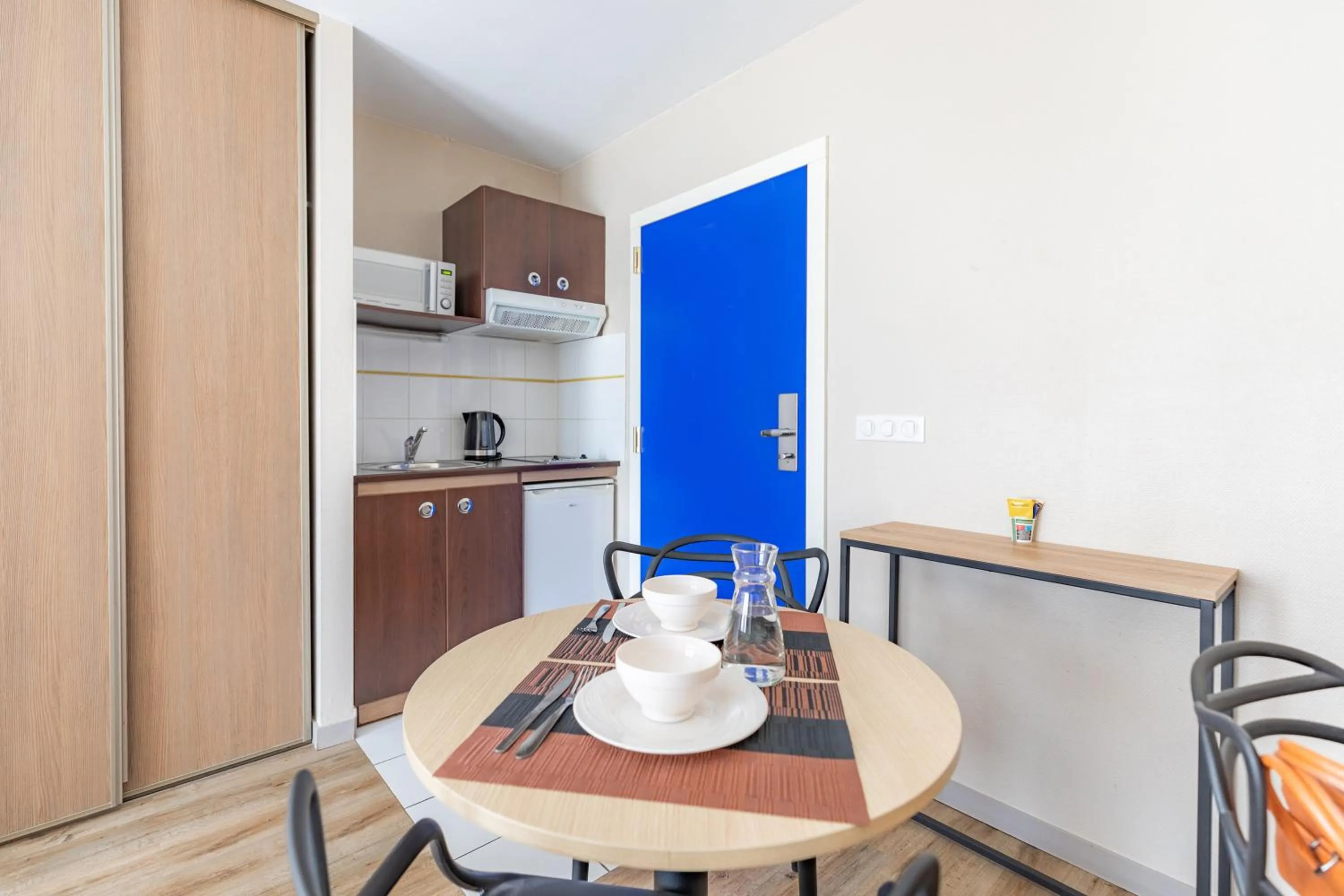 Kitchen or kitchenette in Appart'City Classic Arlon - Porte du Luxembourg