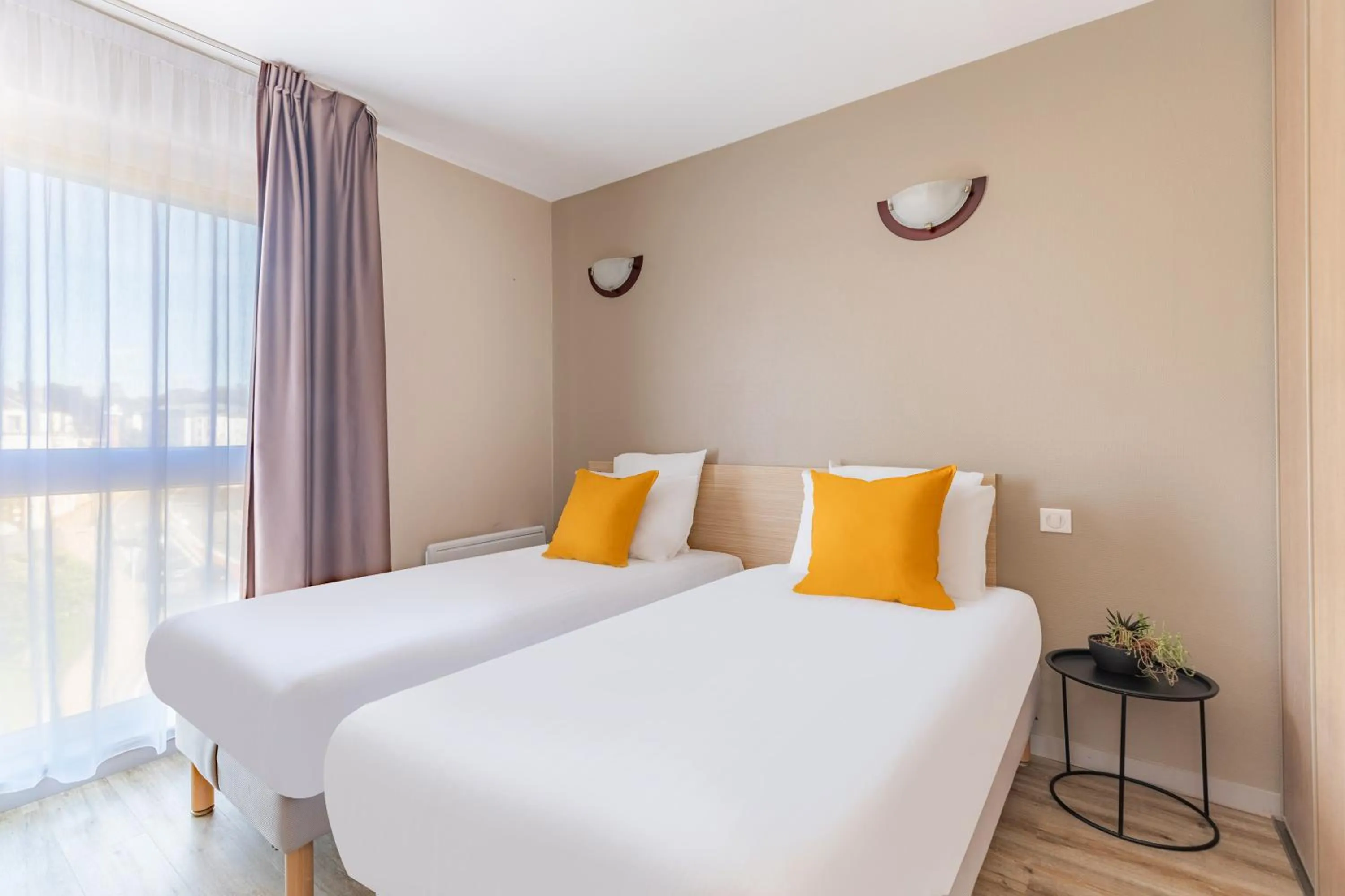 Bed in Appart'City Classic Arlon - Porte du Luxembourg