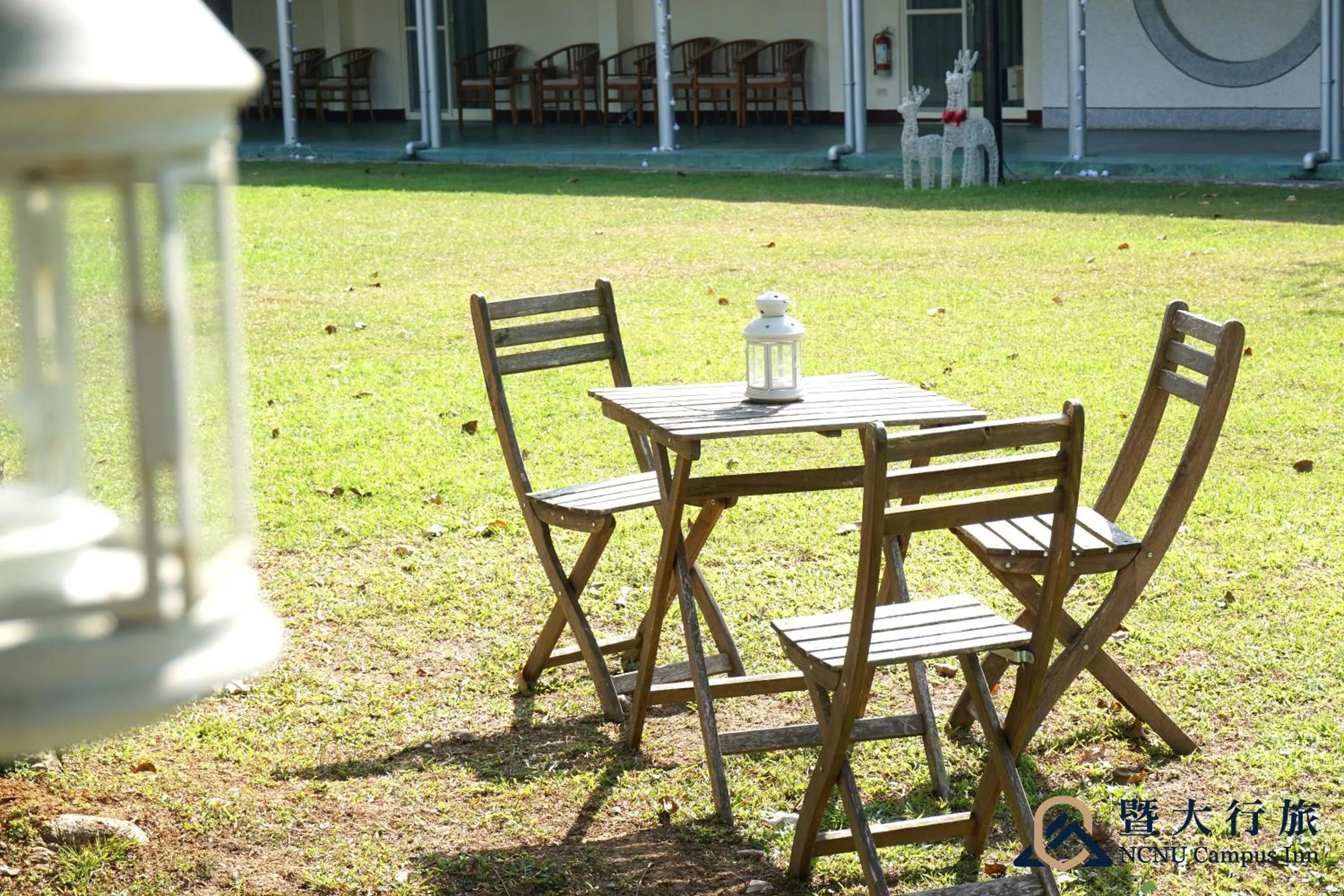 Property building in NCNU Campus Inn暨大行旅