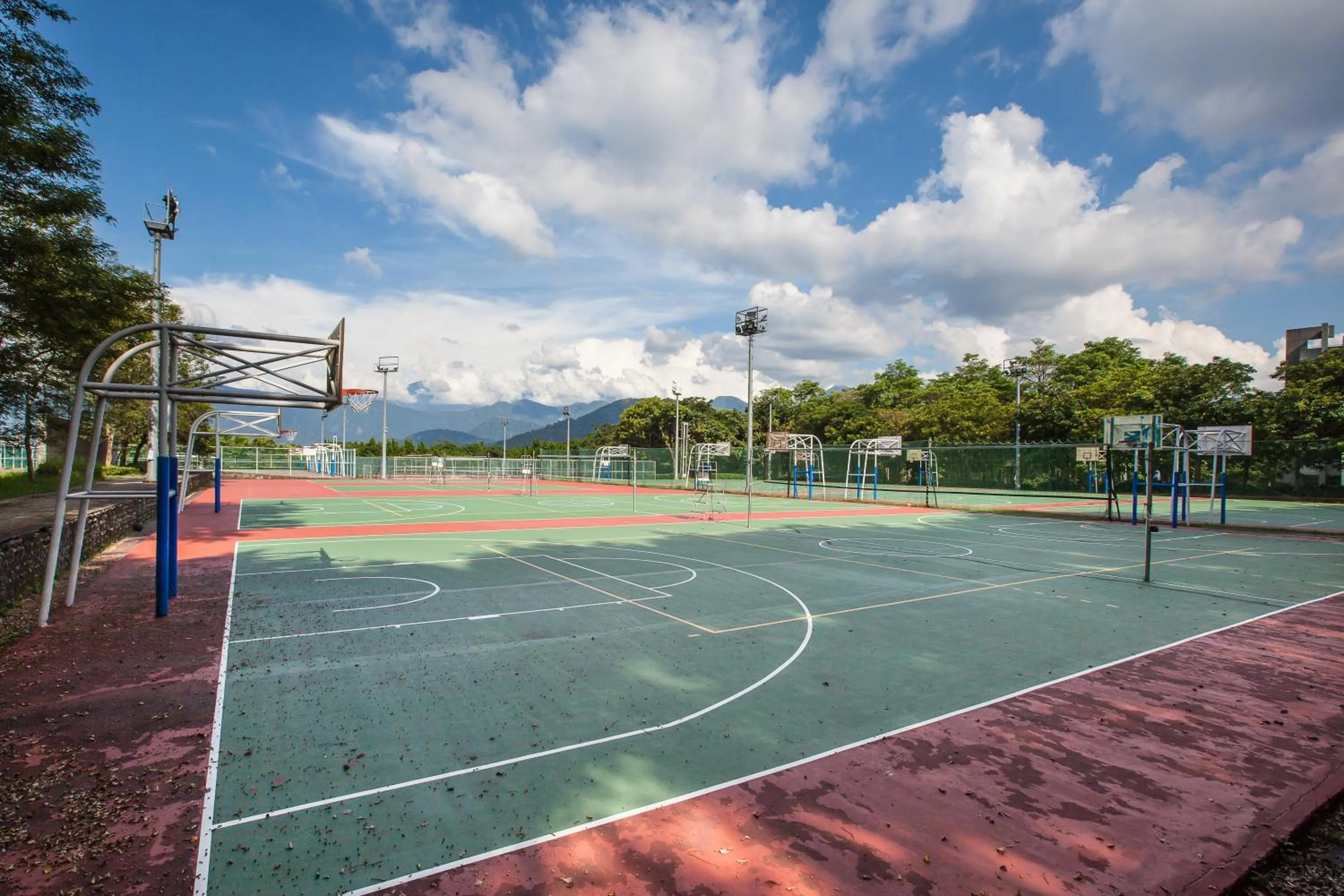 Off site in NCNU Campus Inn暨大行旅