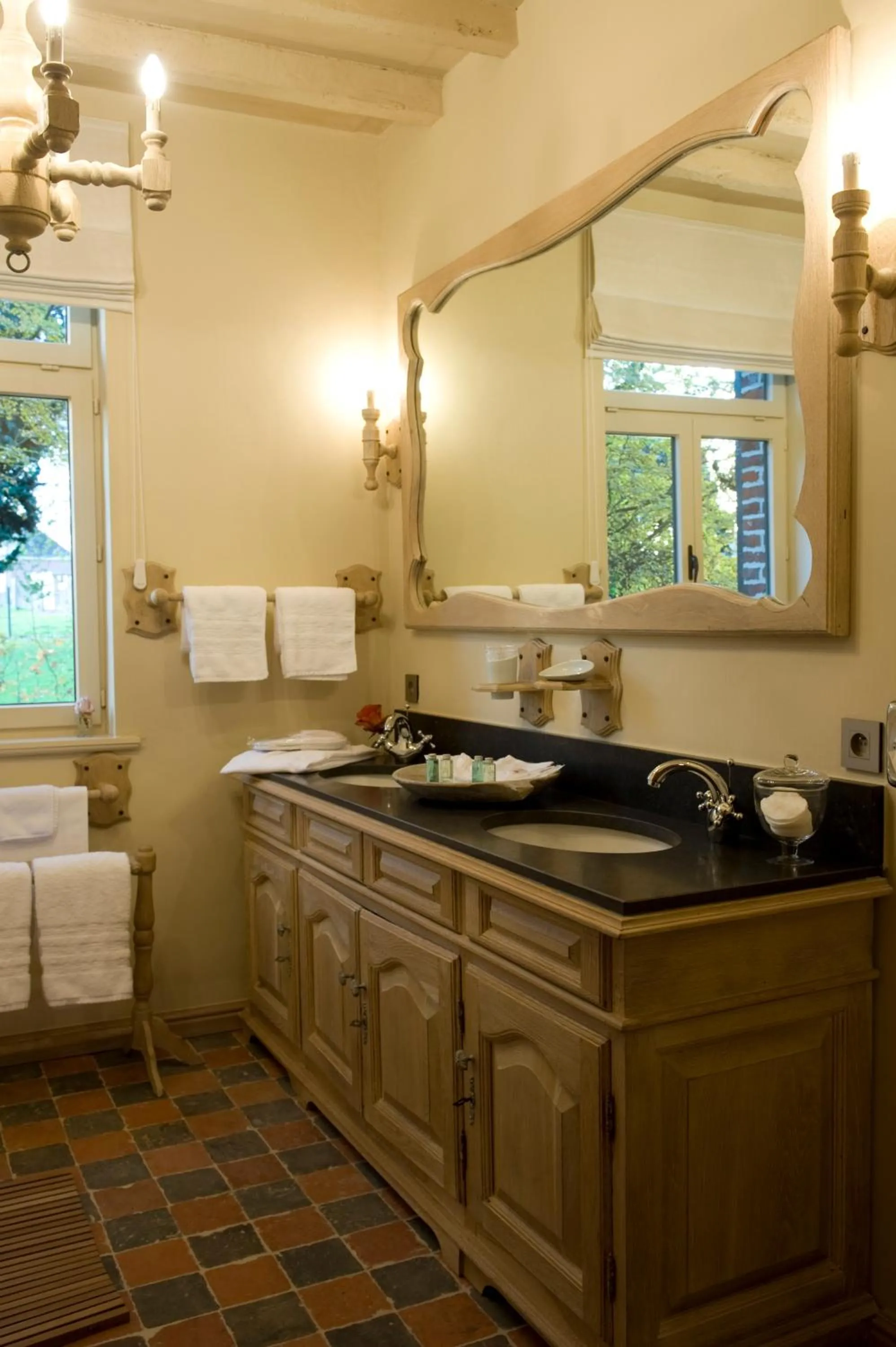 Bathroom in B&B Hof te Spieringen