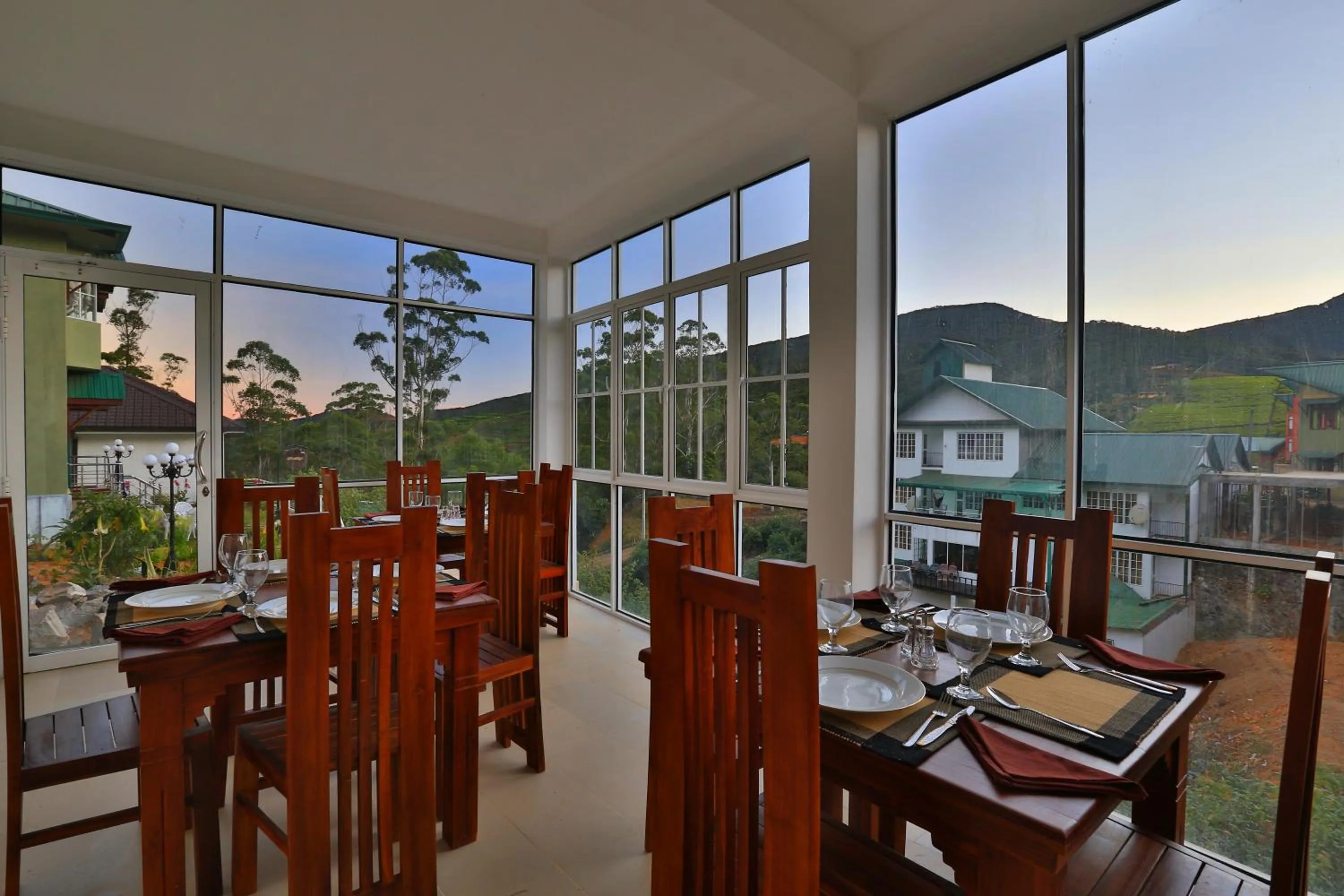 Restaurant/places to eat in Lemas Holiday Bungalow