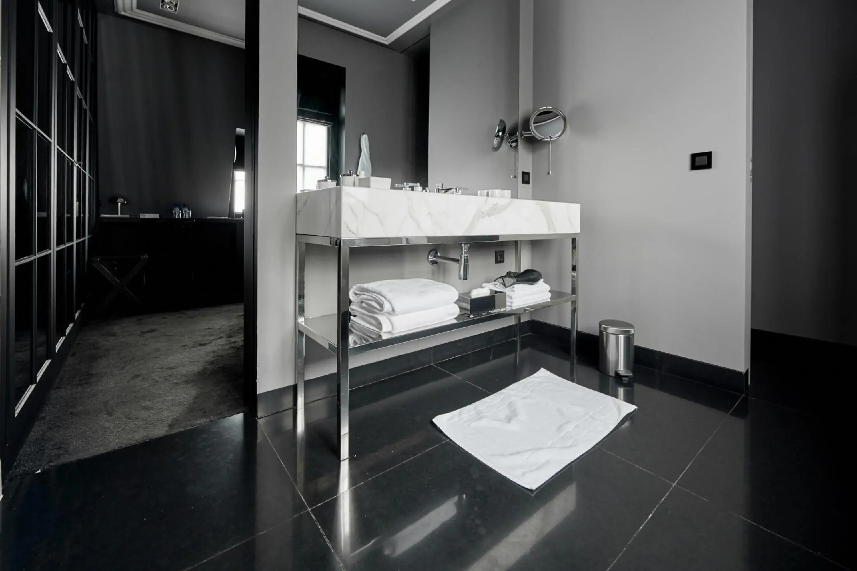 Double Room in Hotel Odette en Ville Double Room in Hotel Odette en Ville