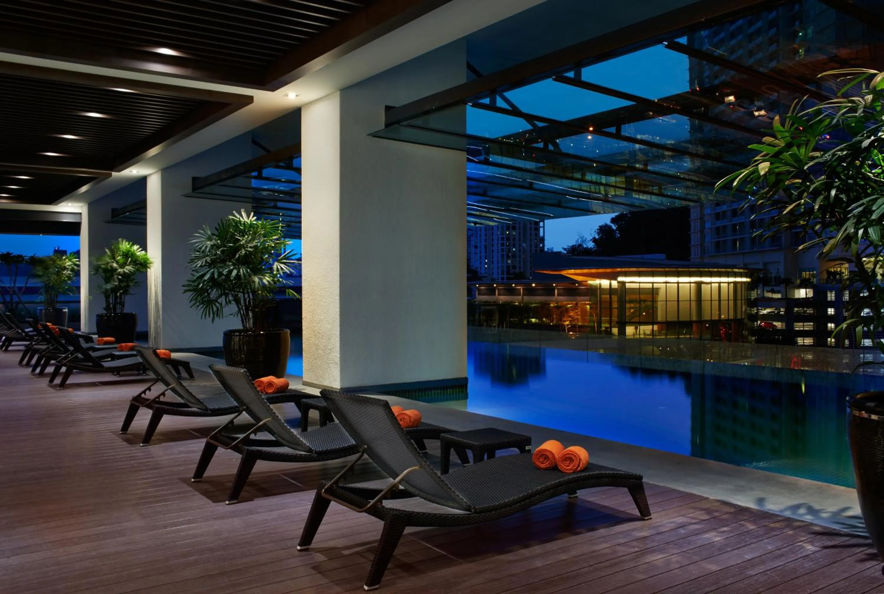Swimming pool in VE Hotel & Residence