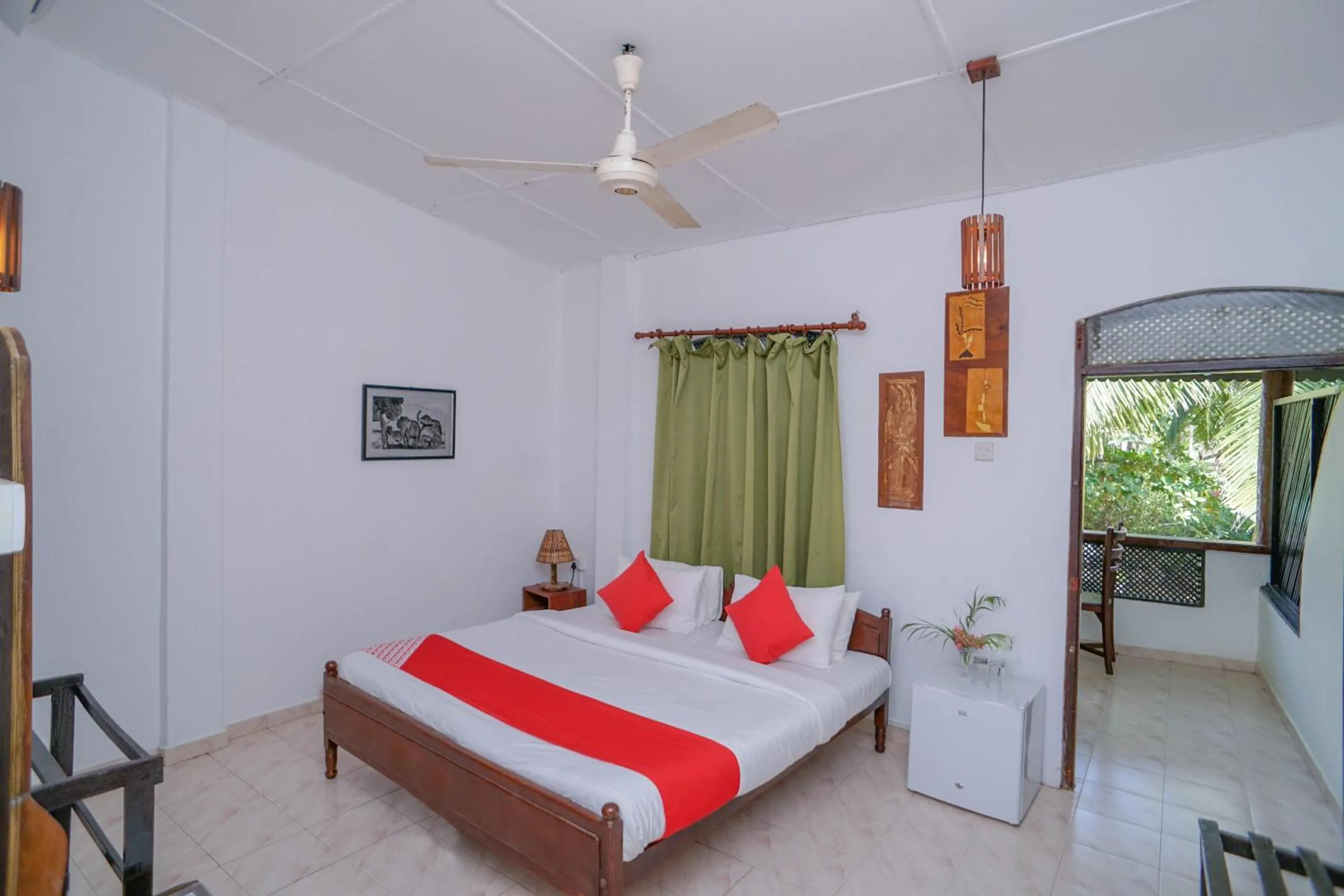 Bedroom, Bed in Sea view Beach Resort