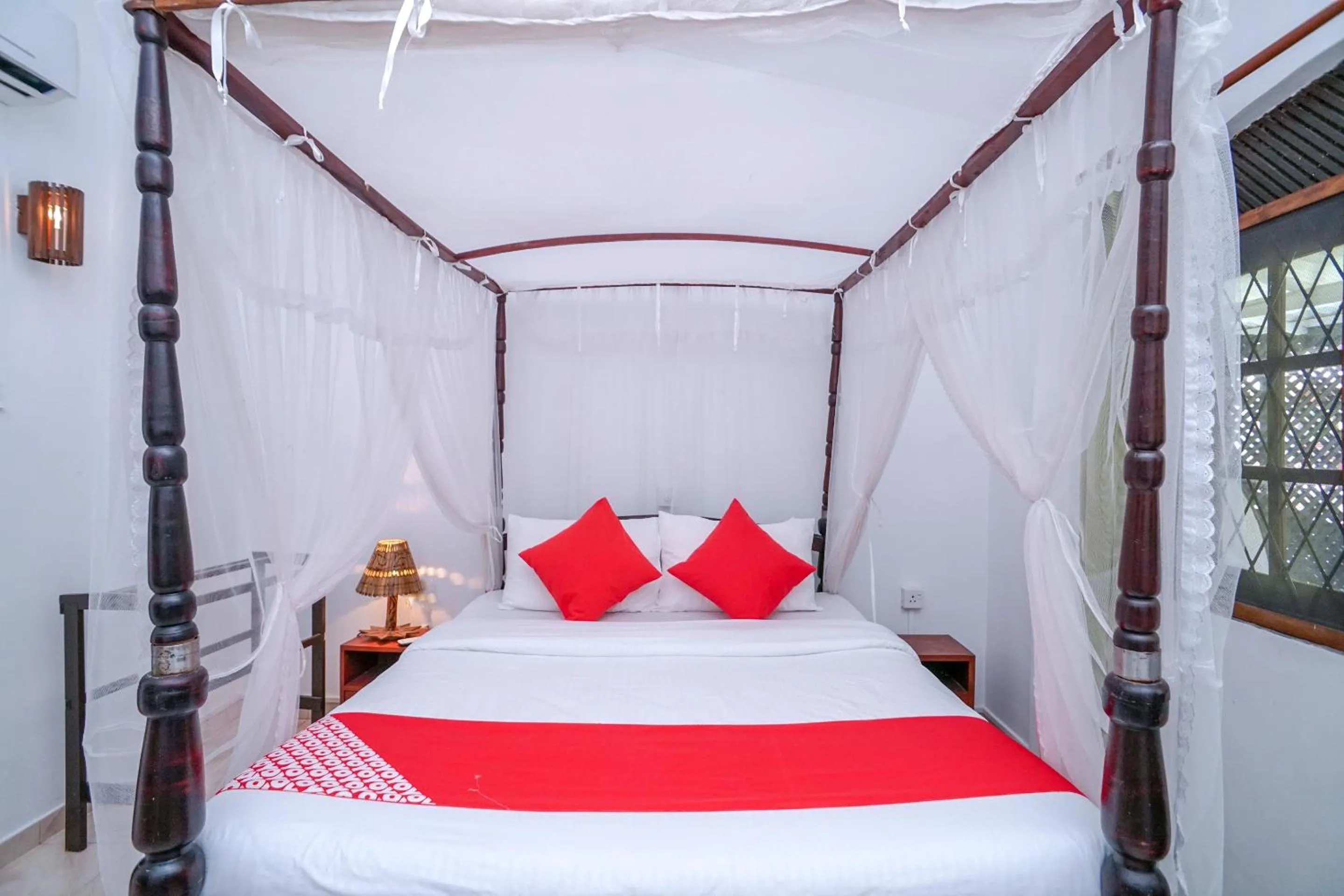 Bedroom, Bed in Sea view Beach Resort