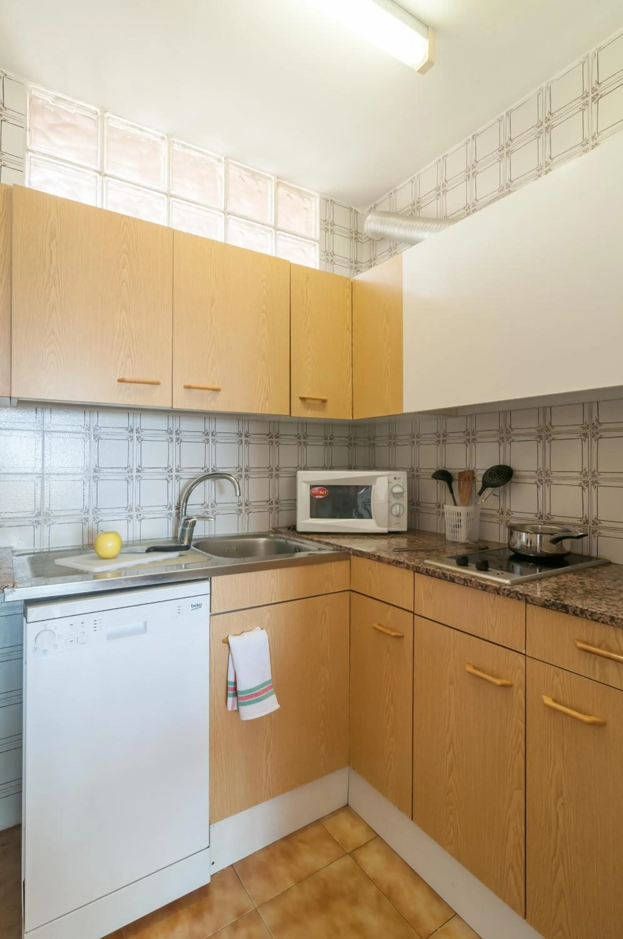 Kitchen or kitchenette in Pierre & Vacances Comarruga