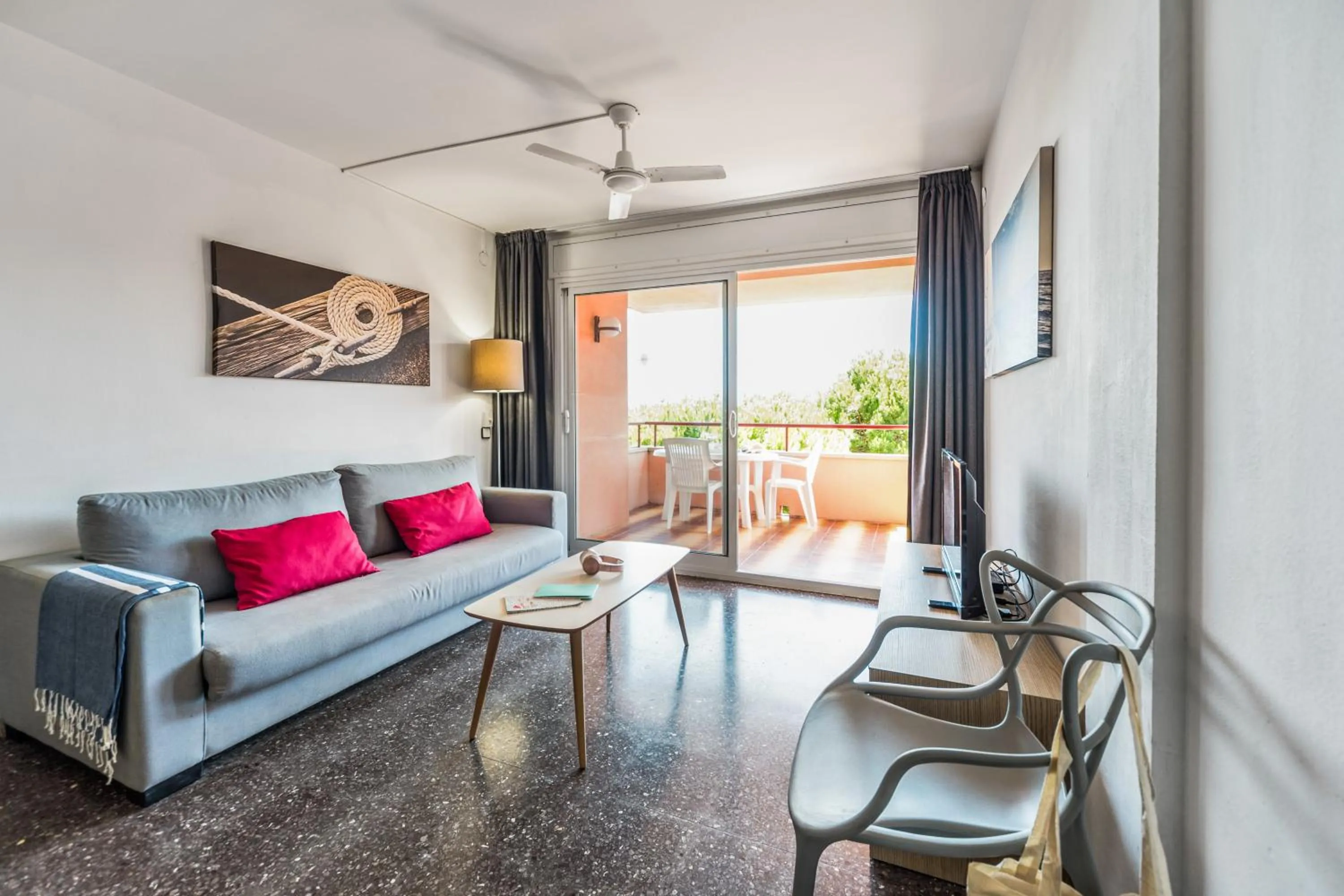 Living room in Pierre & Vacances Comarruga