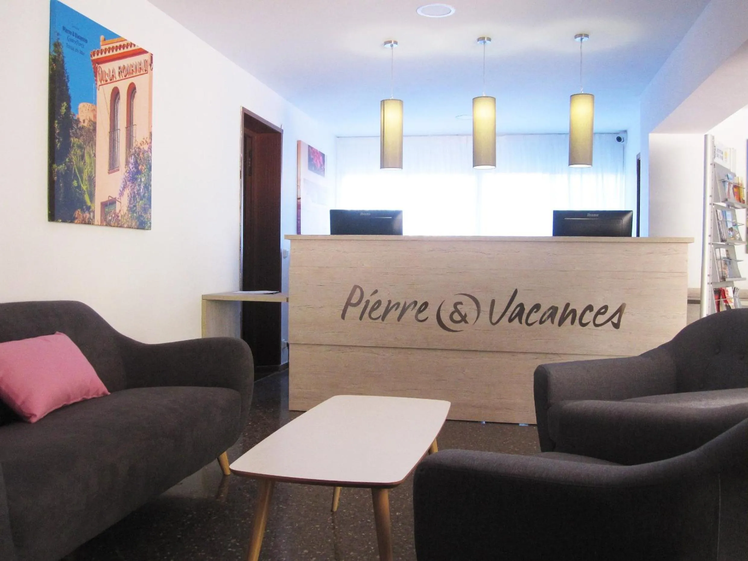 Lobby or reception in Pierre & Vacances Comarruga