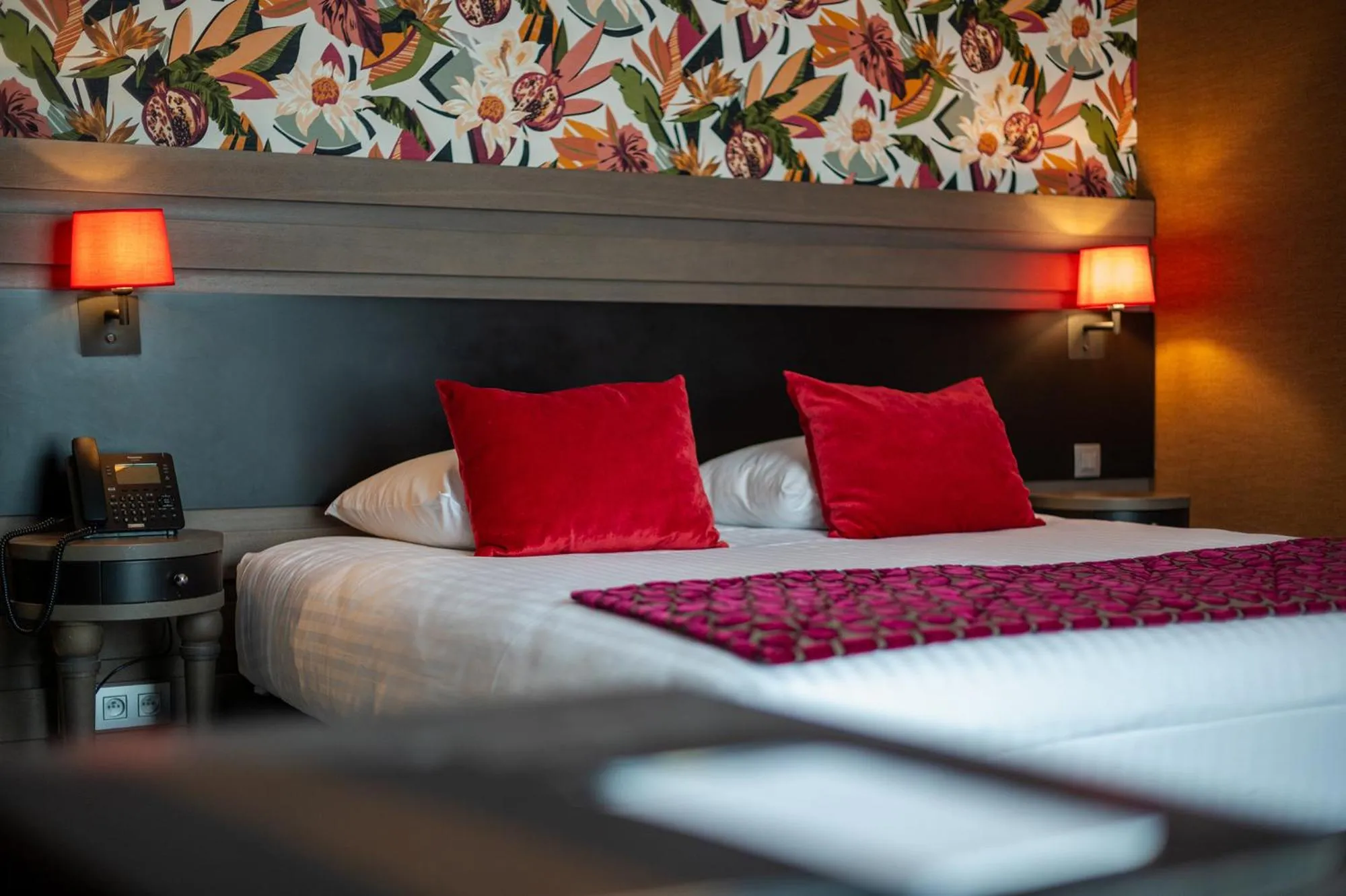 Bed in Van Der Valk Sélys Liège Hotel & Spa