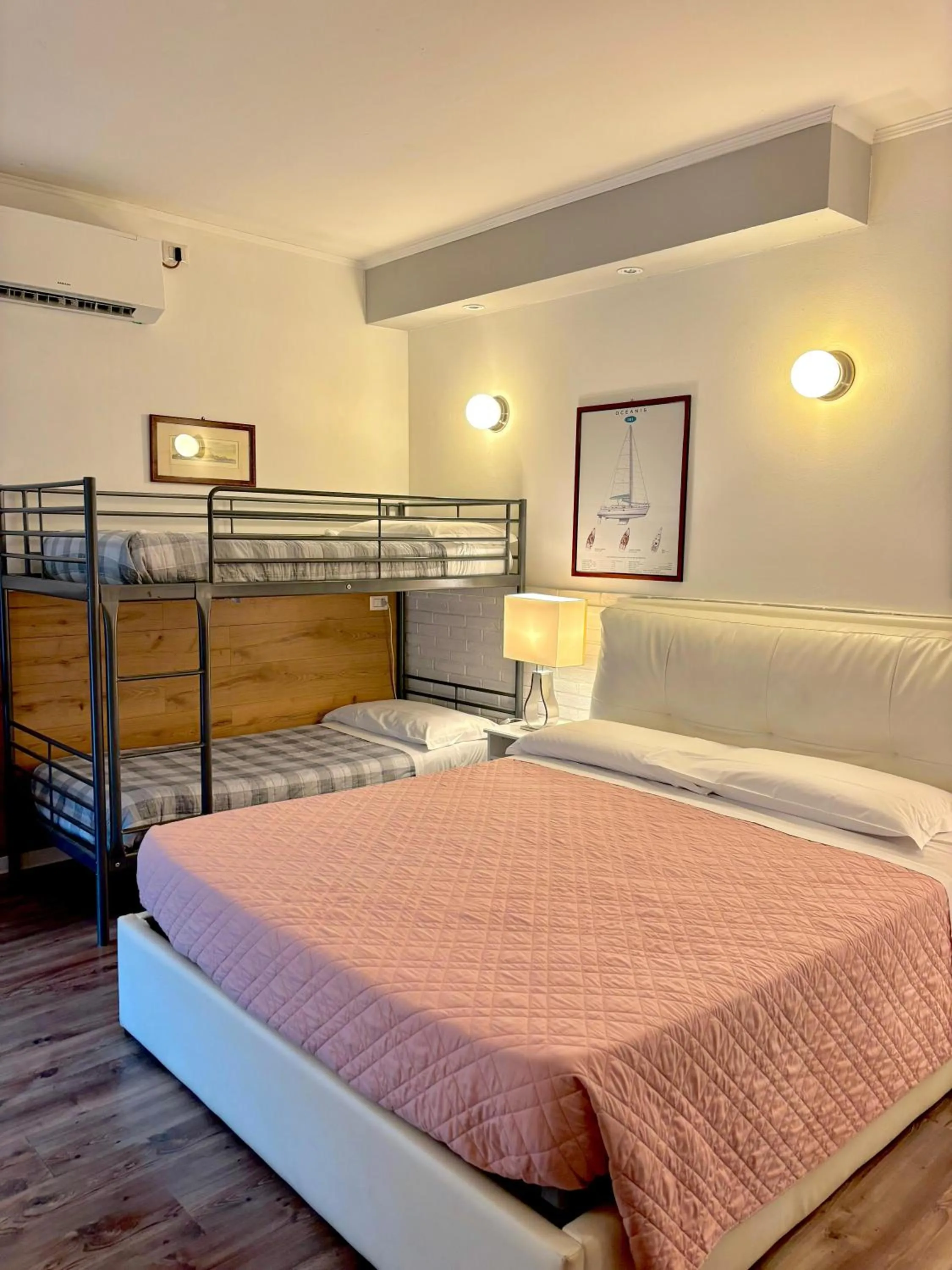 Bed in Victoria Royal Garden