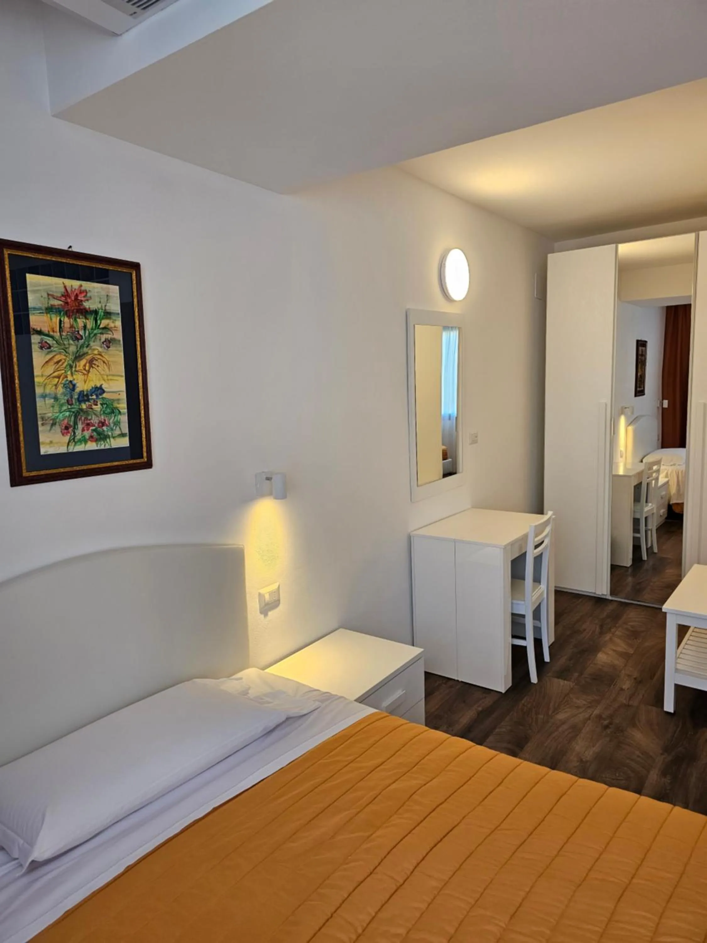 Bed in Victoria Royal Garden