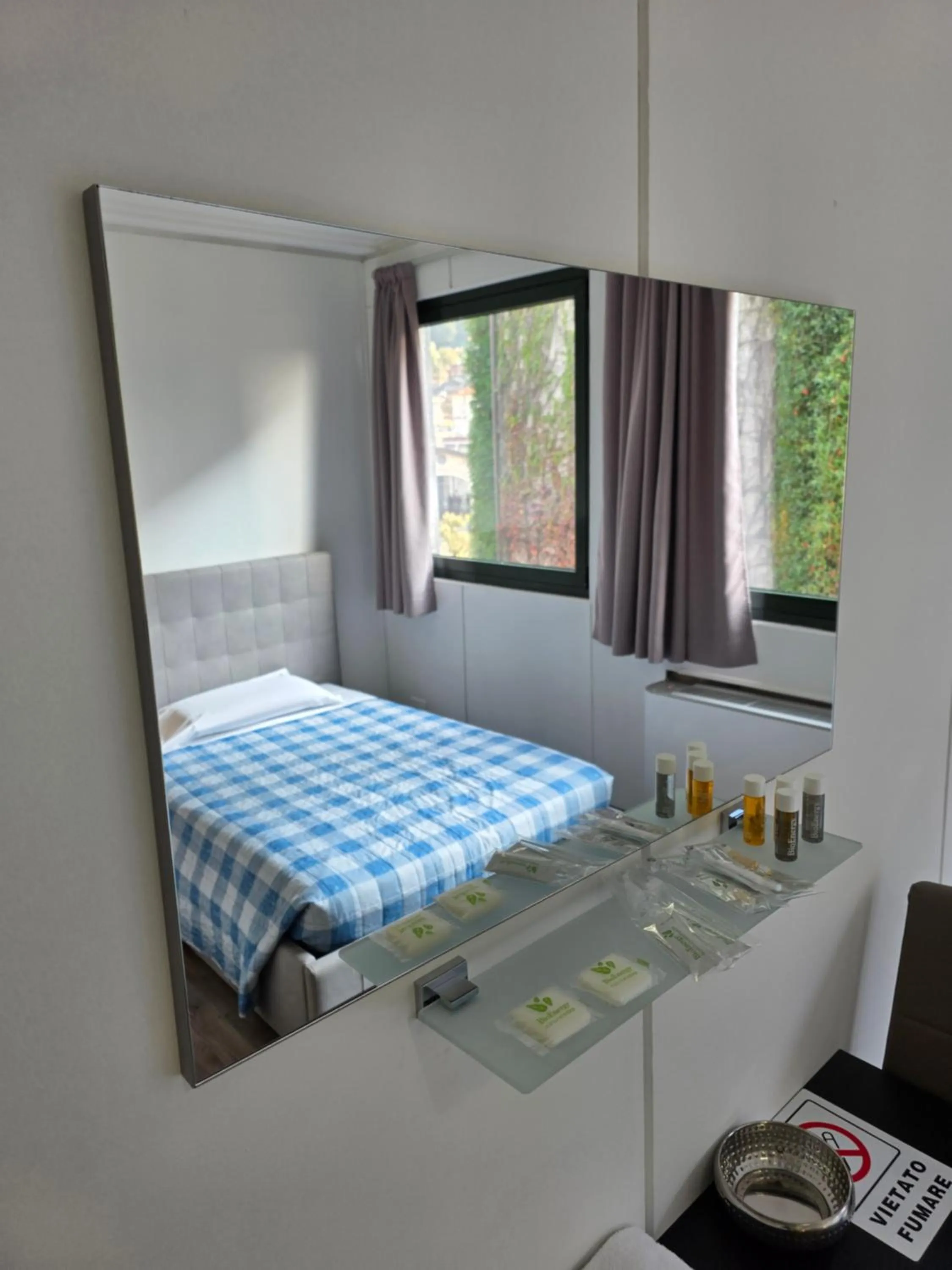 Bed in Victoria Royal Garden