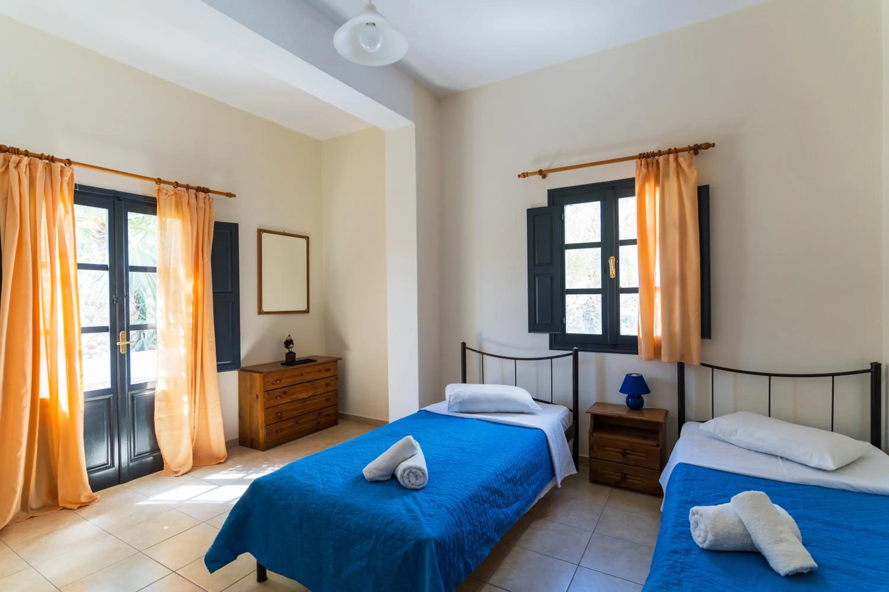 Photo of the whole room, Bed in Soulis Hotel