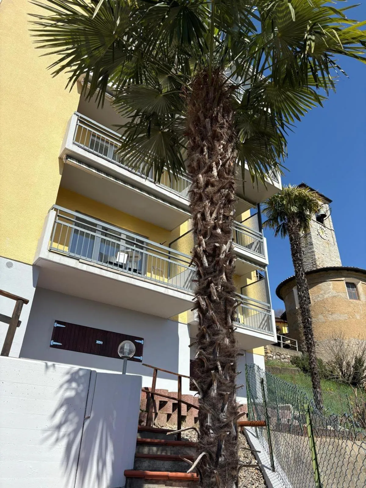 Property building in Al Ponte