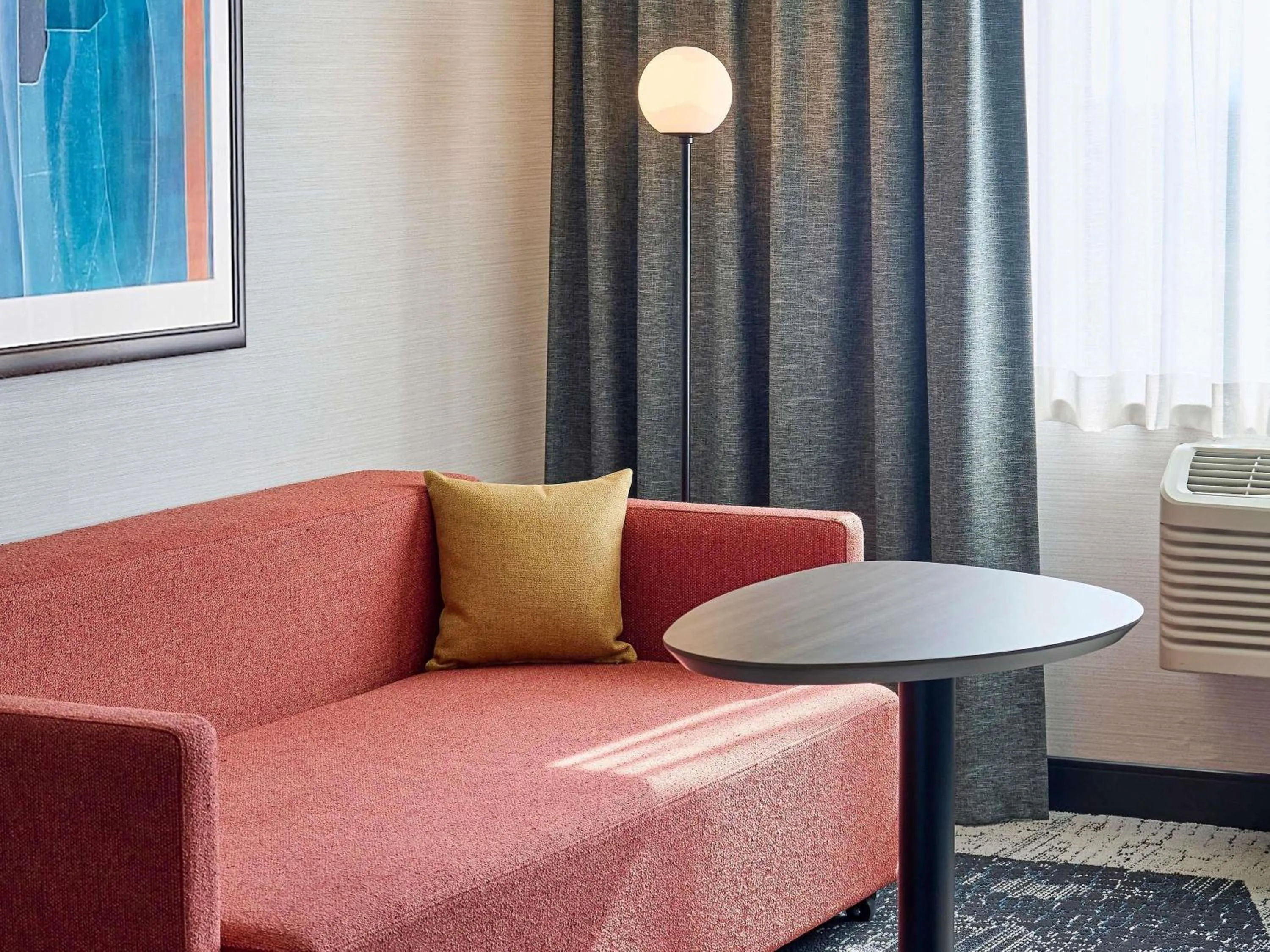 Bedroom in Novotel Toronto Vaughan Centre