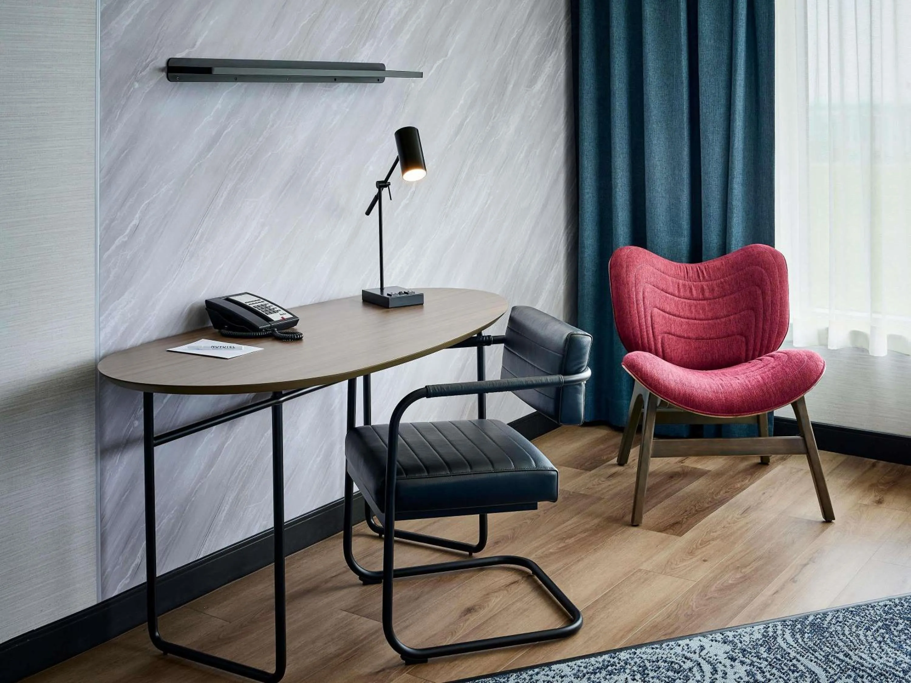 Bedroom in Novotel Toronto Vaughan Centre