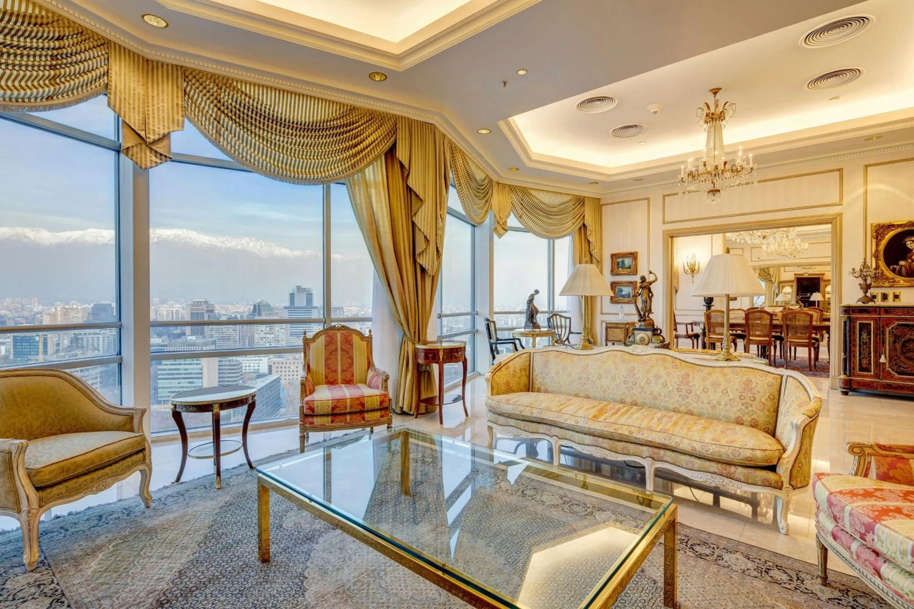 Photo of the whole room in Sheraton Santiago Hotel & Convention Center