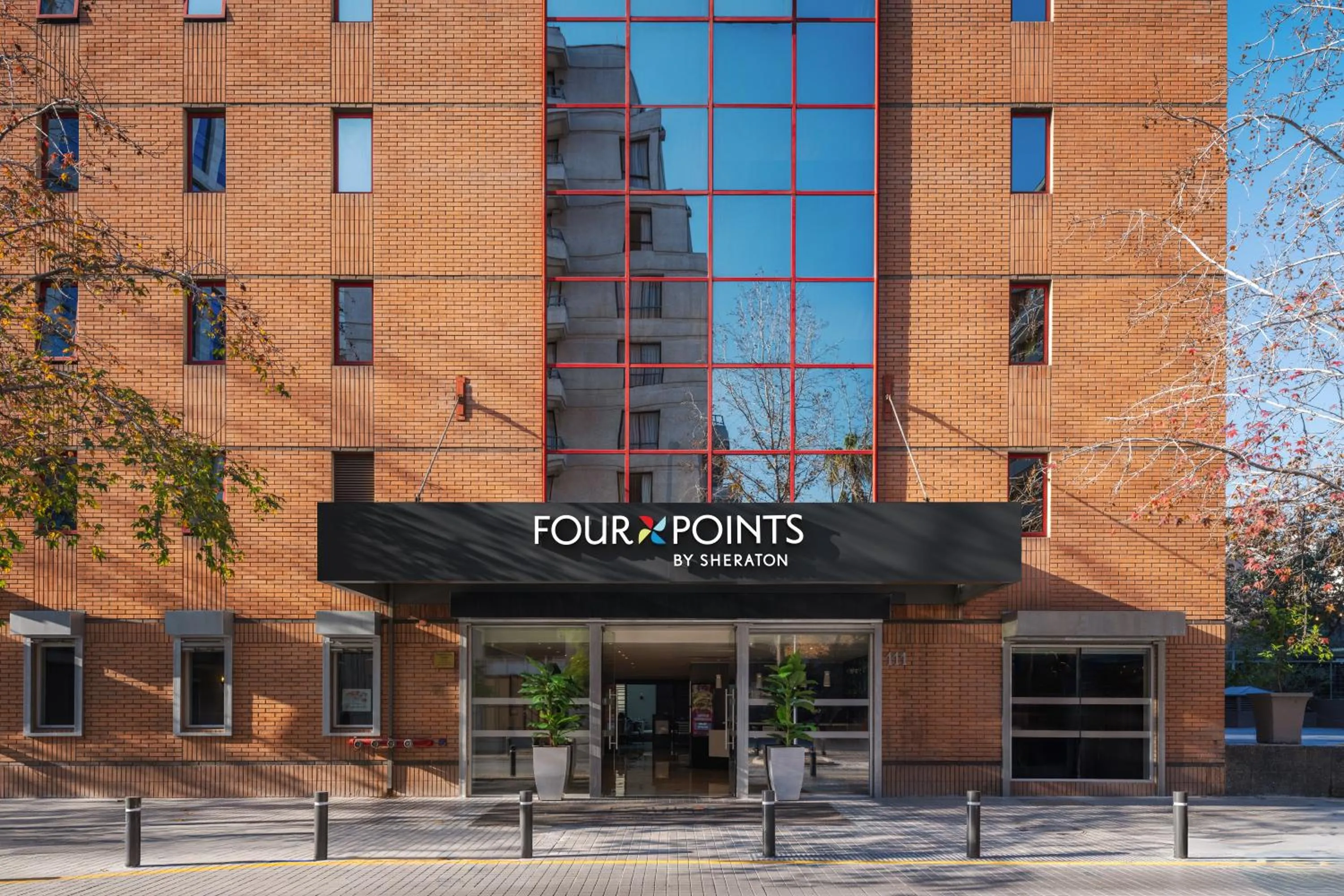 Property building in Four Points by Sheraton Santiago