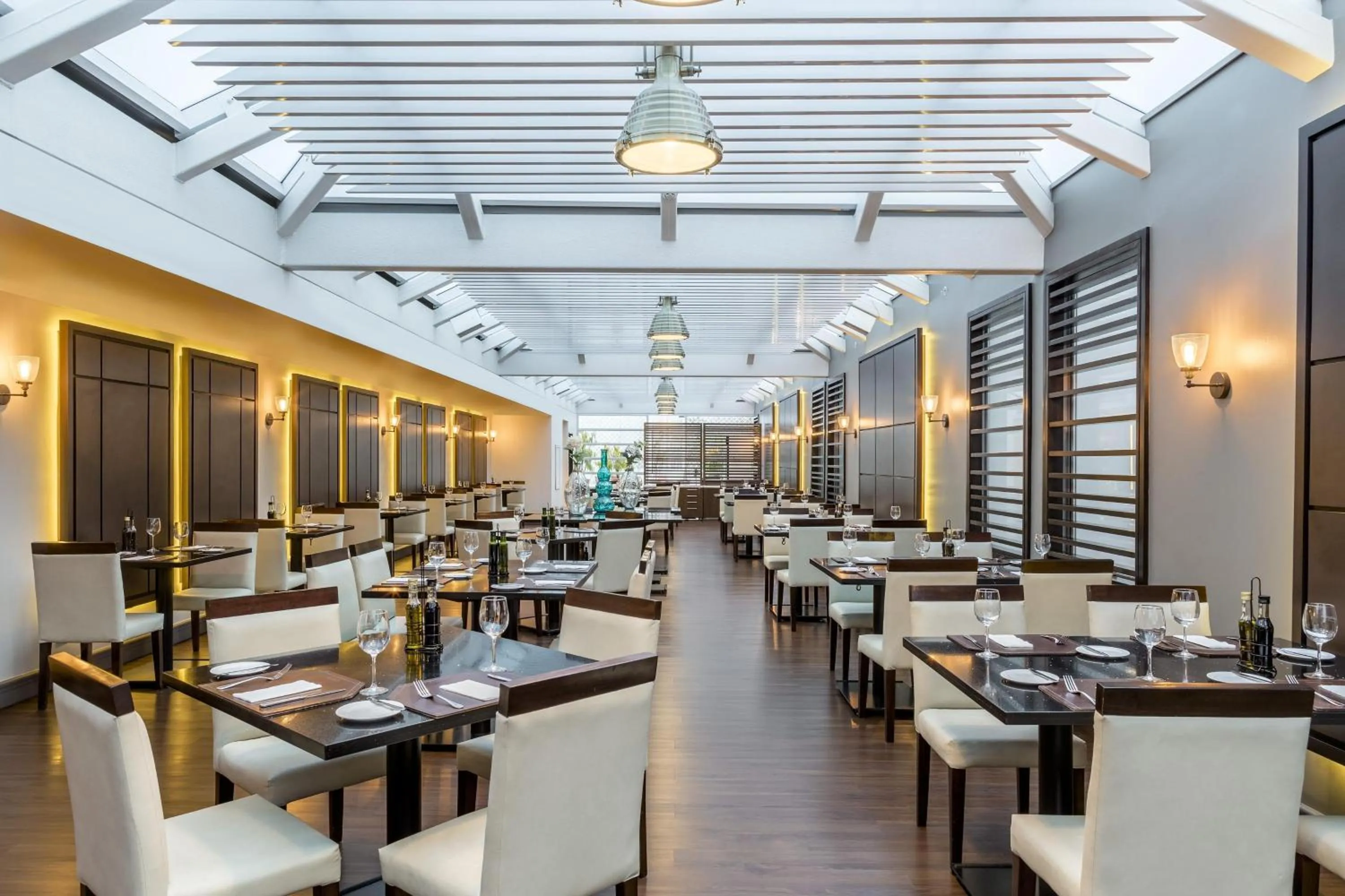 Restaurant/places to eat in Four Points by Sheraton Santiago