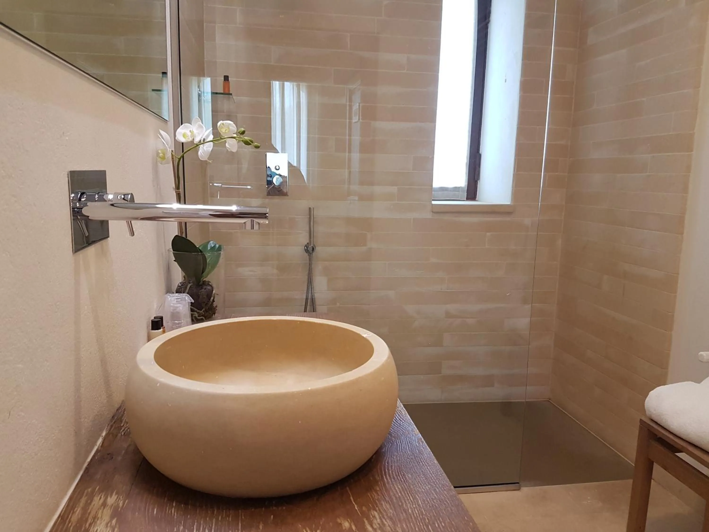 Bathroom in Le Scuderie - Castello Monaci